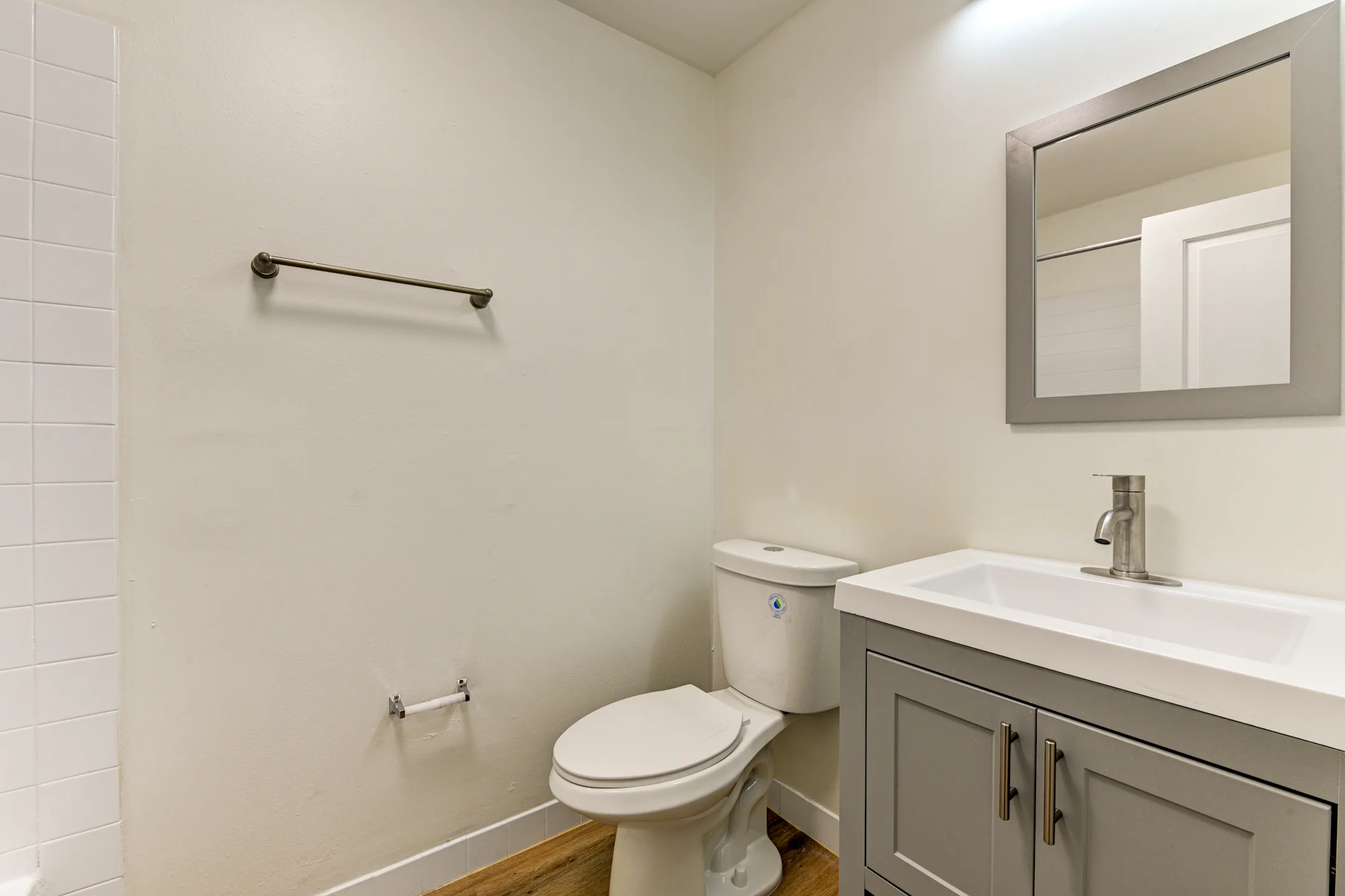 Racquet Club Apartments & Townhomes 1970 Rodgers Rd. Levittown, PA