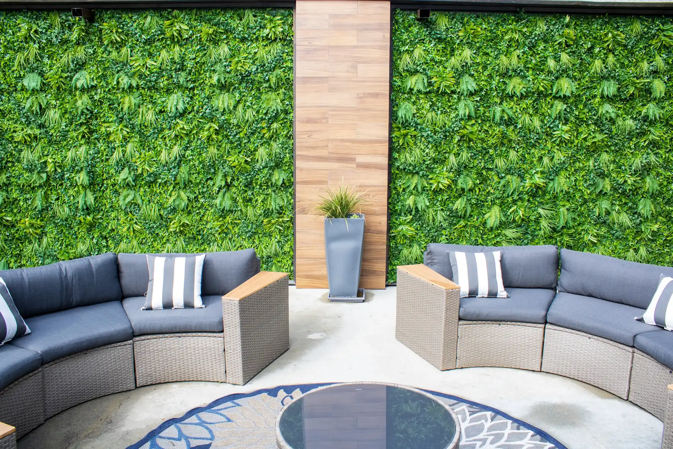 Patio / Deck - Imperial - Santa Ana, CA