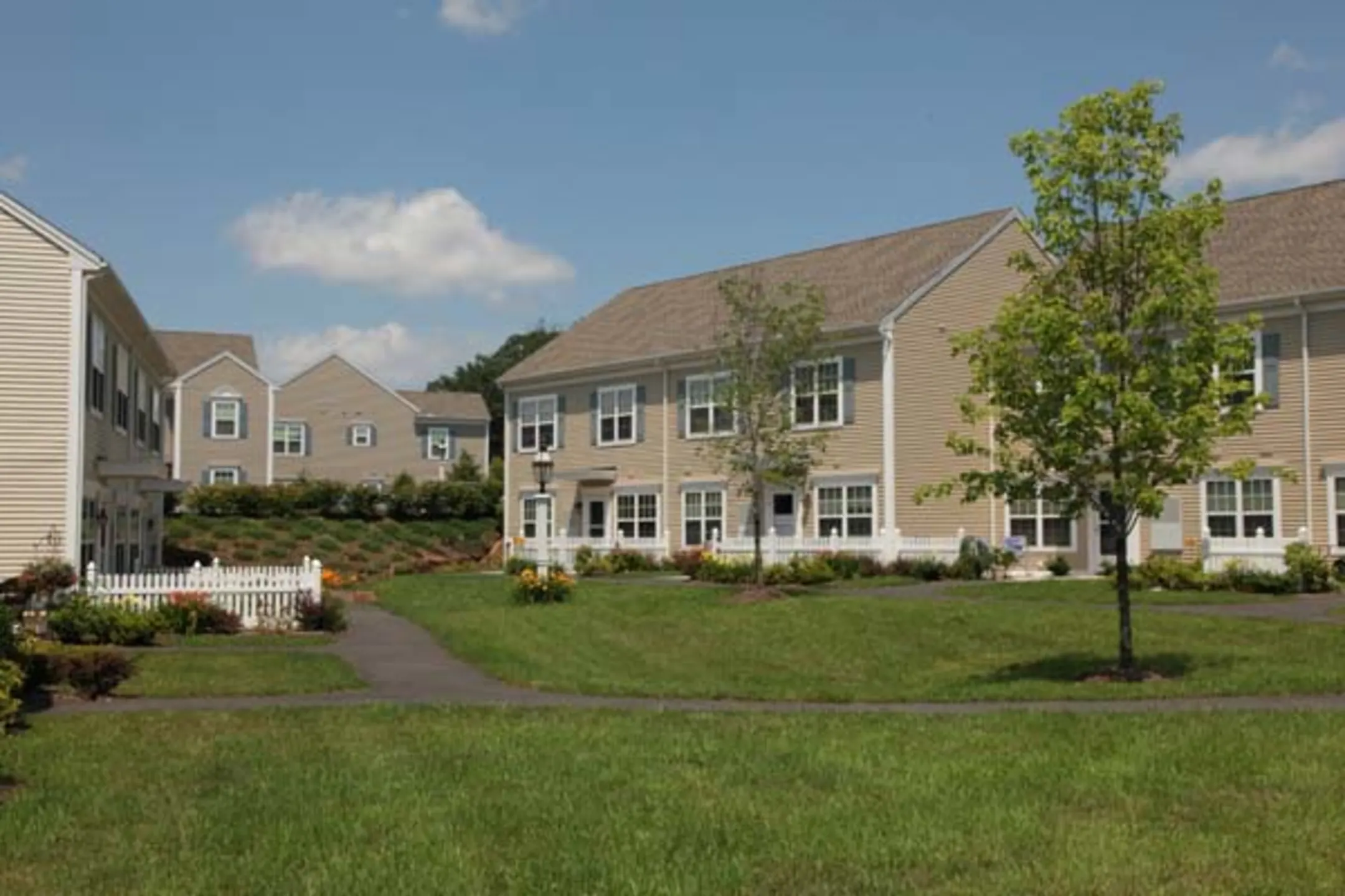 Hillcrest Senior 62+ Community 25 Gerber Rd E South Windsor, CT