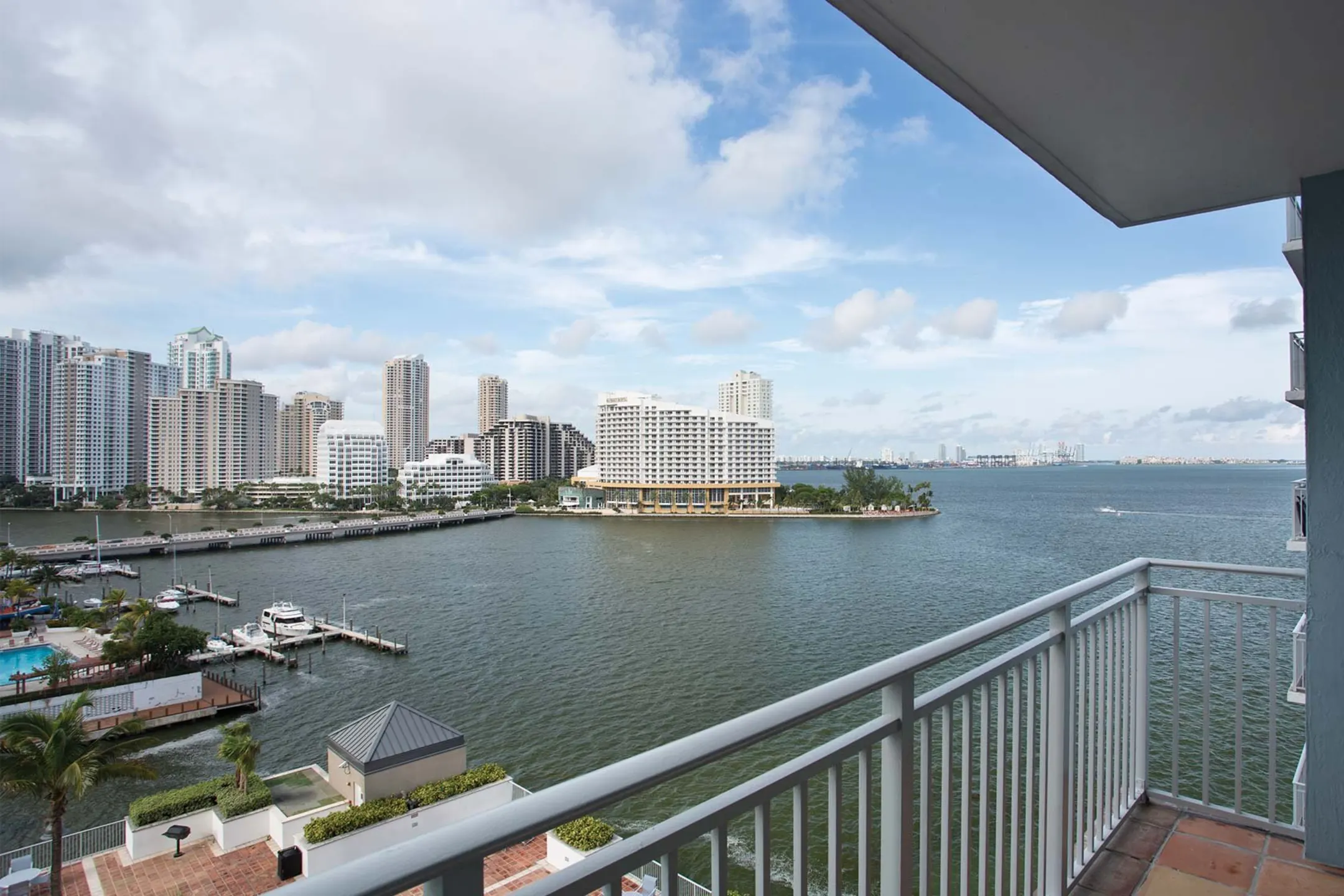 Patio / Deck - Yacht Club at Brickell Apartments - Miami, FL