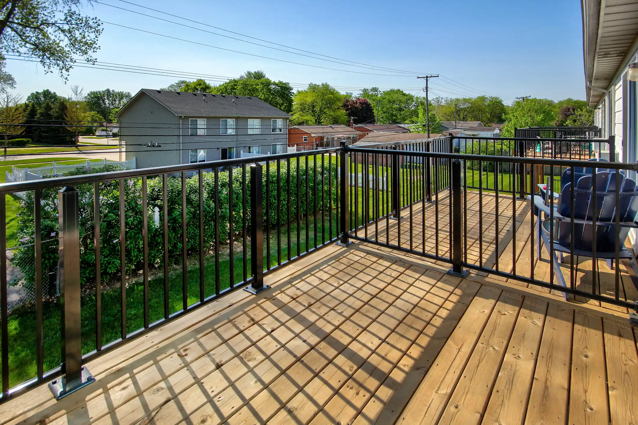 Fairfield Arms Apartments 14950 Fairfield St Livonia, MI Apartments