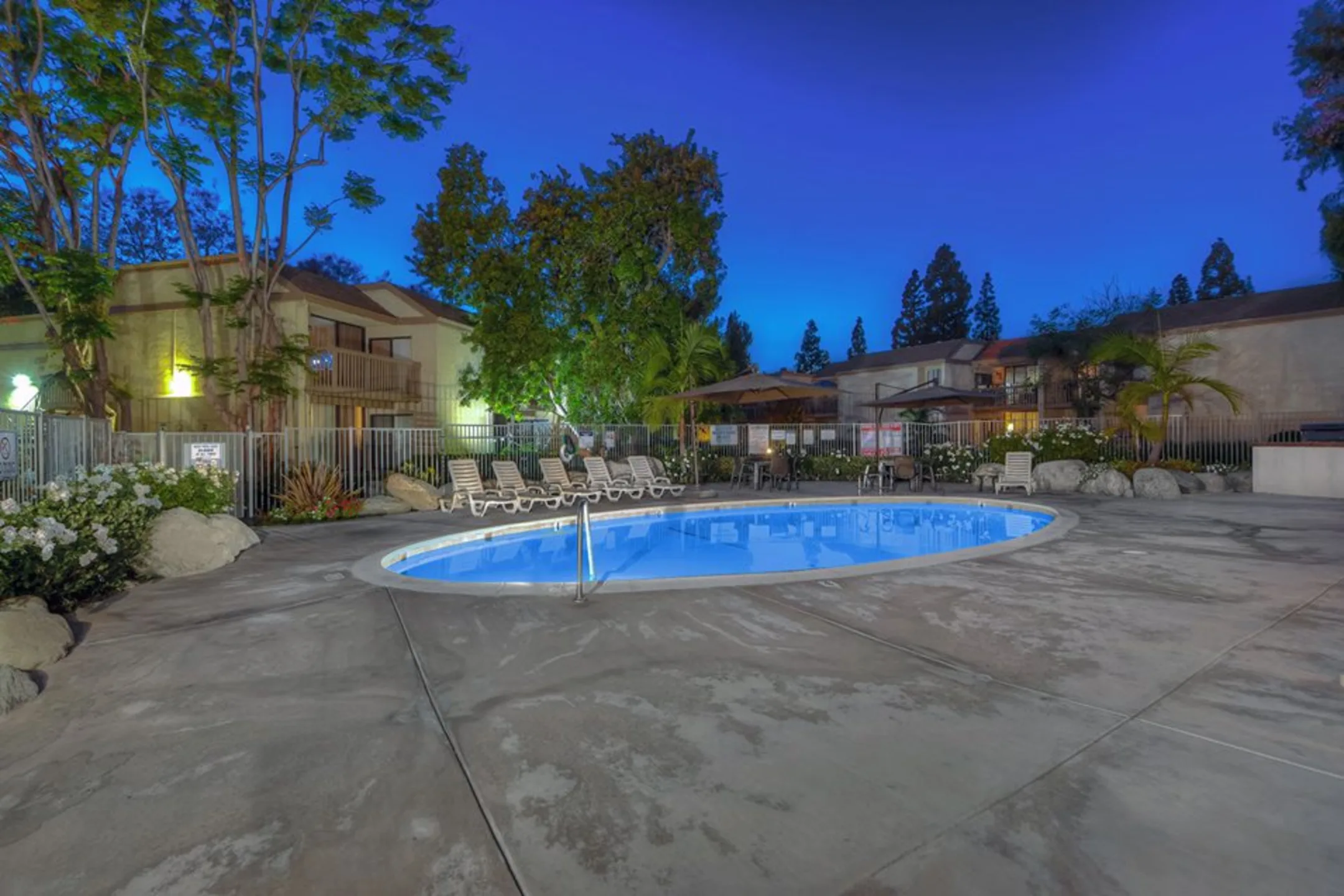 Pool - Lake Dianne - Santa Ana, CA