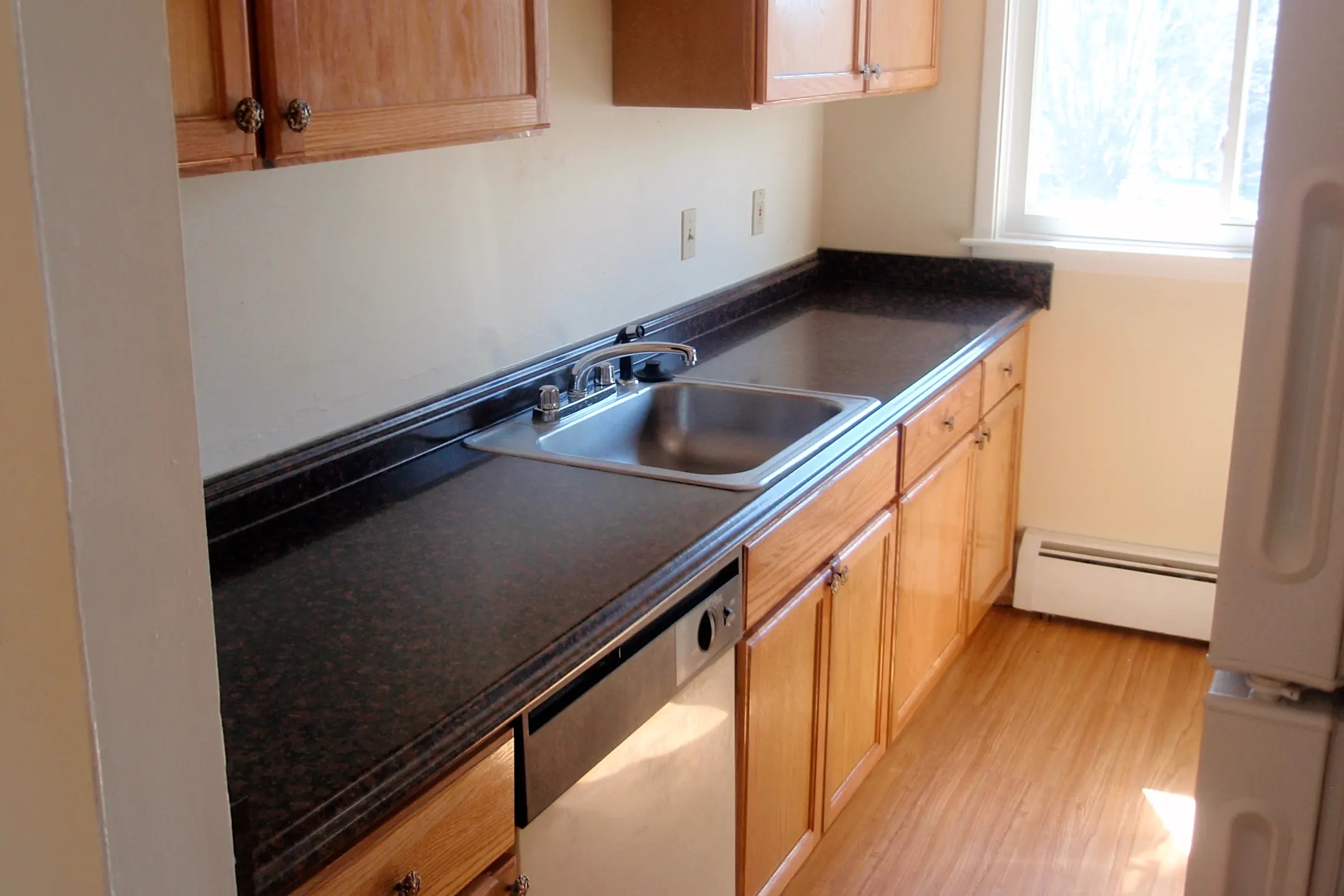 Boardman Condominiums 70 & 90 Boardman Street Bristol, CT