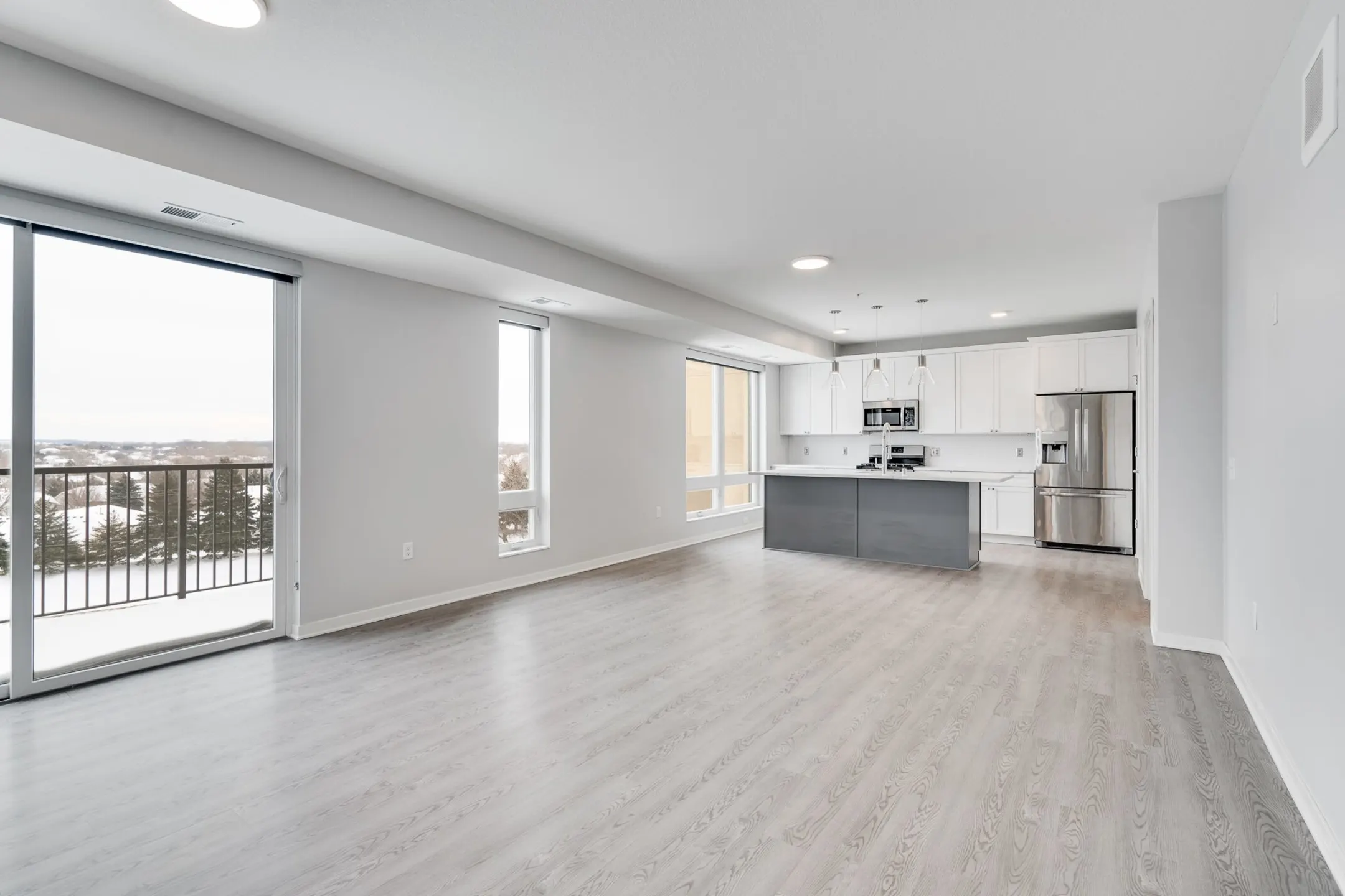 Living Room - Aspire at CityPlace - Woodbury, MN