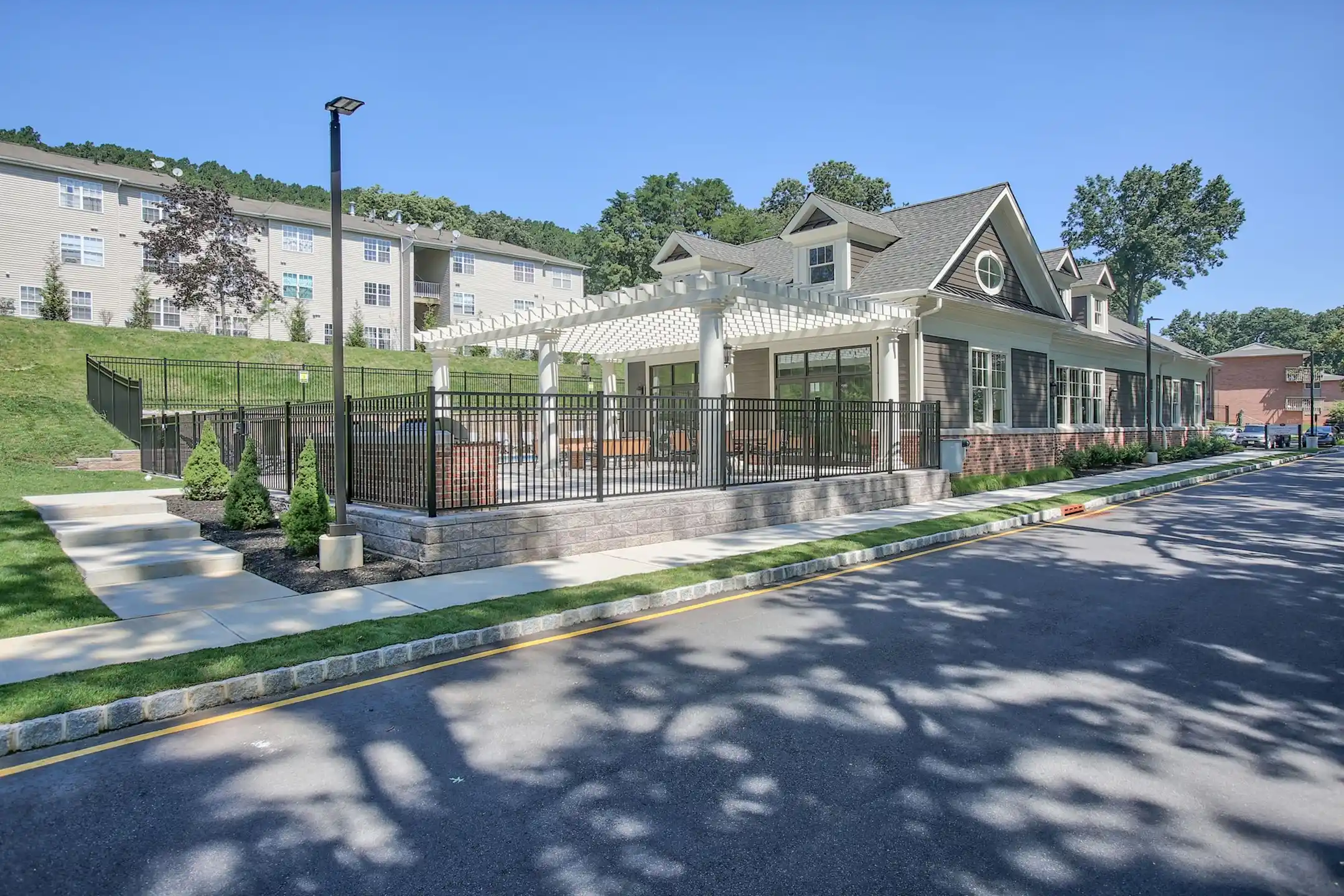 SDK Greenbrook Gardens Apartments North Plainfield, NJ 07060