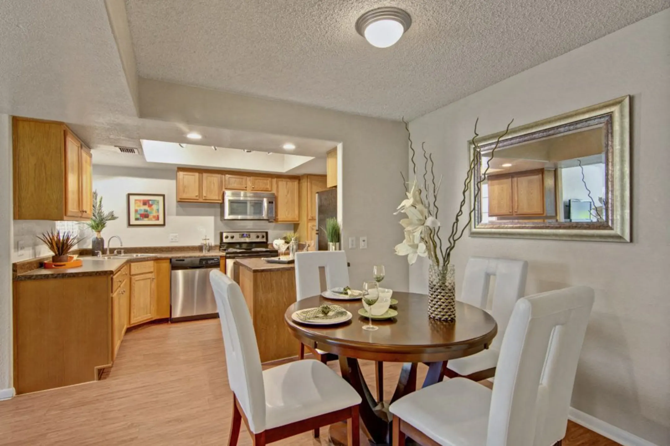 Desert Horizon Apartments Scottsdale, AZ 85254