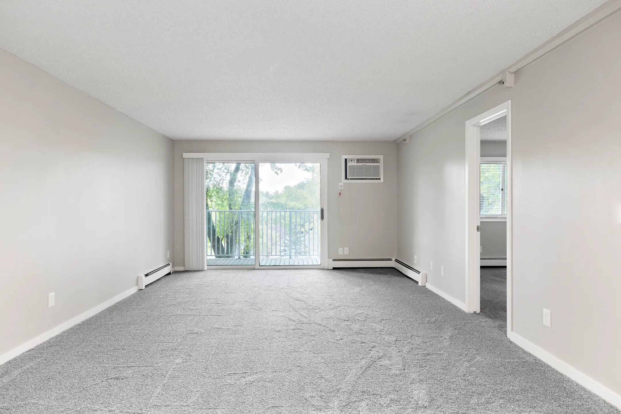 Hillcrest Place Apartments Apartments Saint Paul, MN 55117