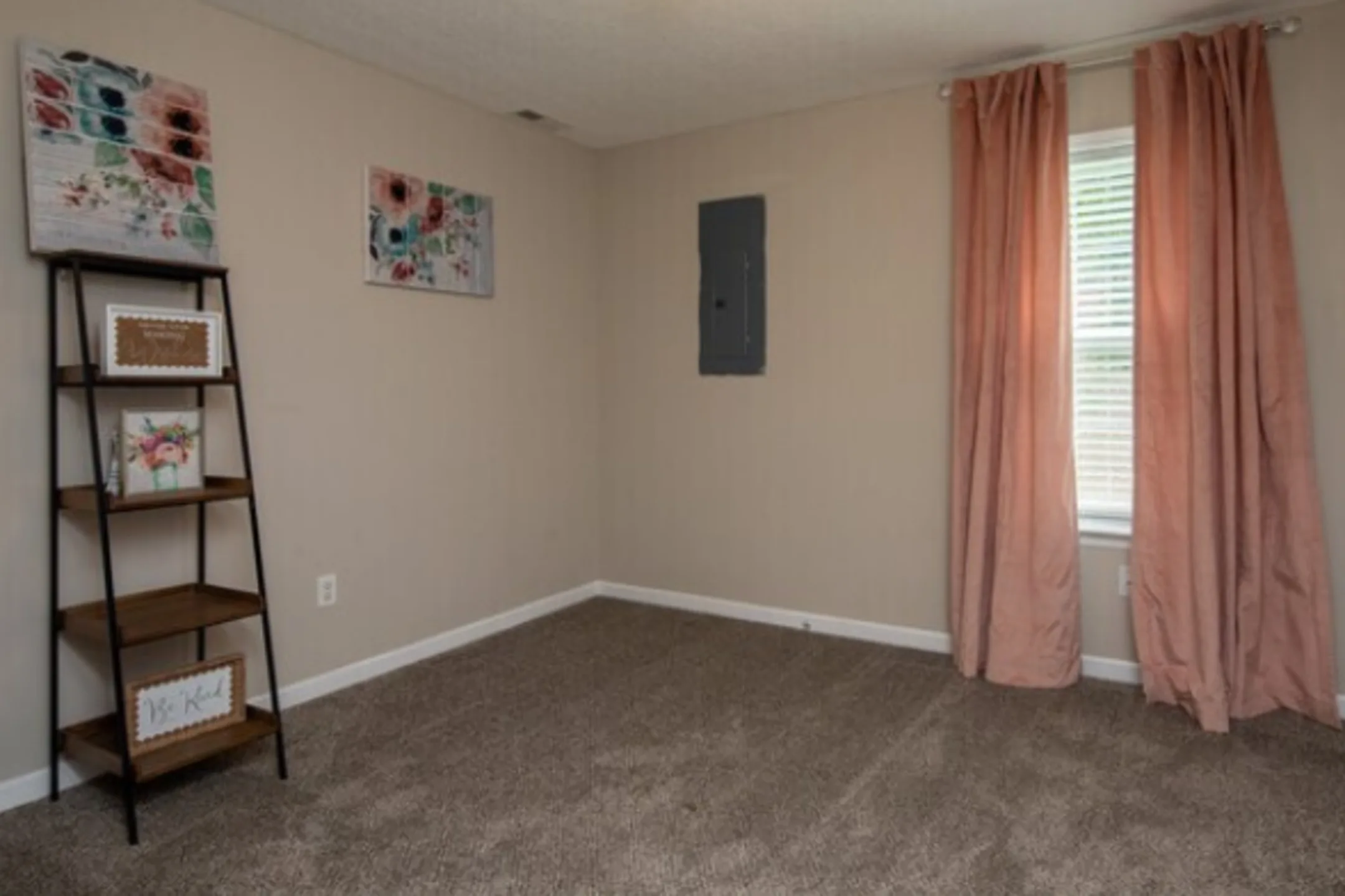 Admiral Place Apartments Shelbyville, TN 37160