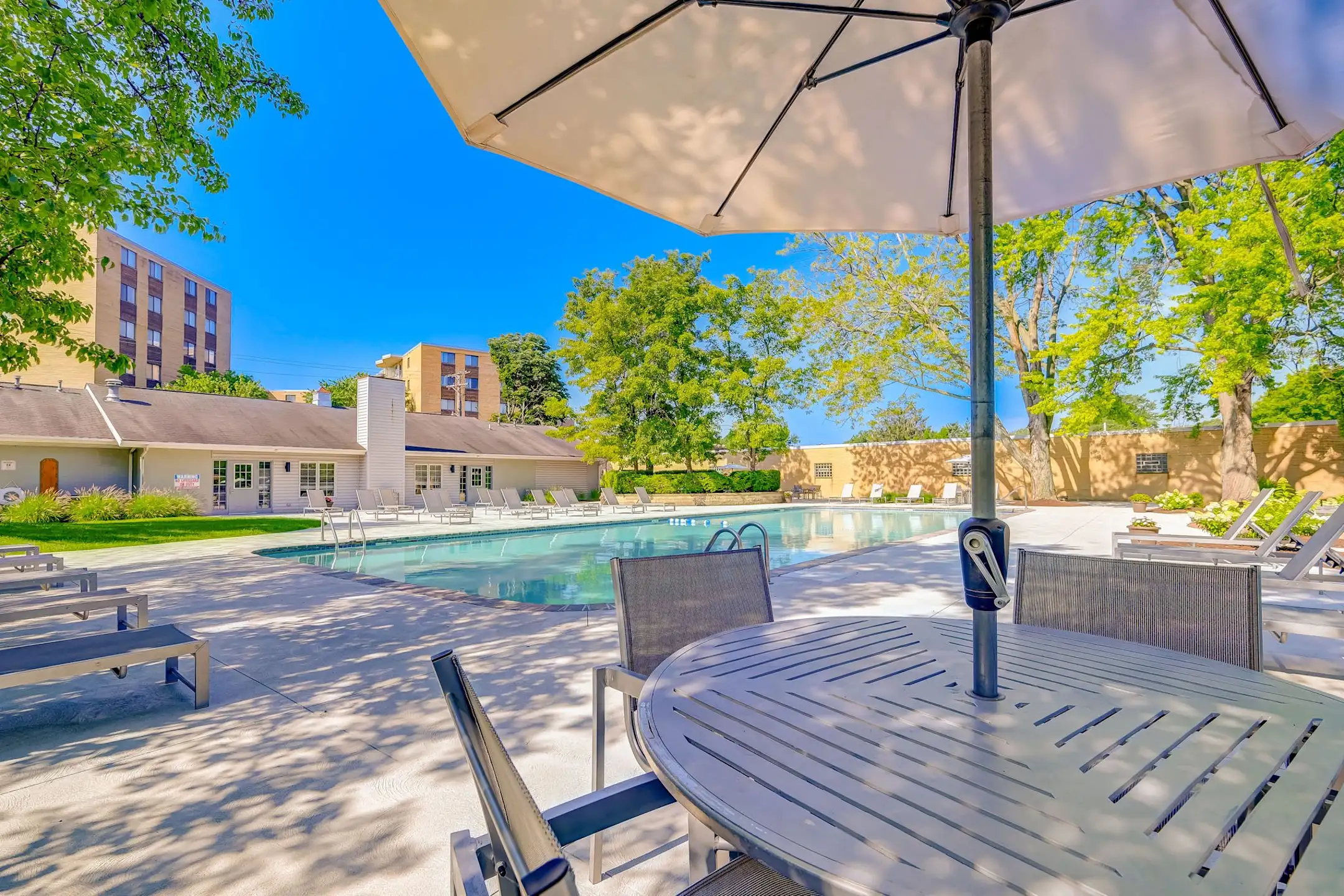 Fairview Village Apartments Fairview Park, OH 44126