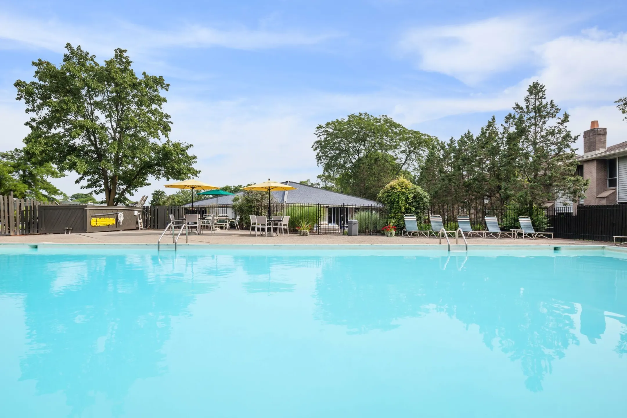 Pool - Villager - Centerville, OH