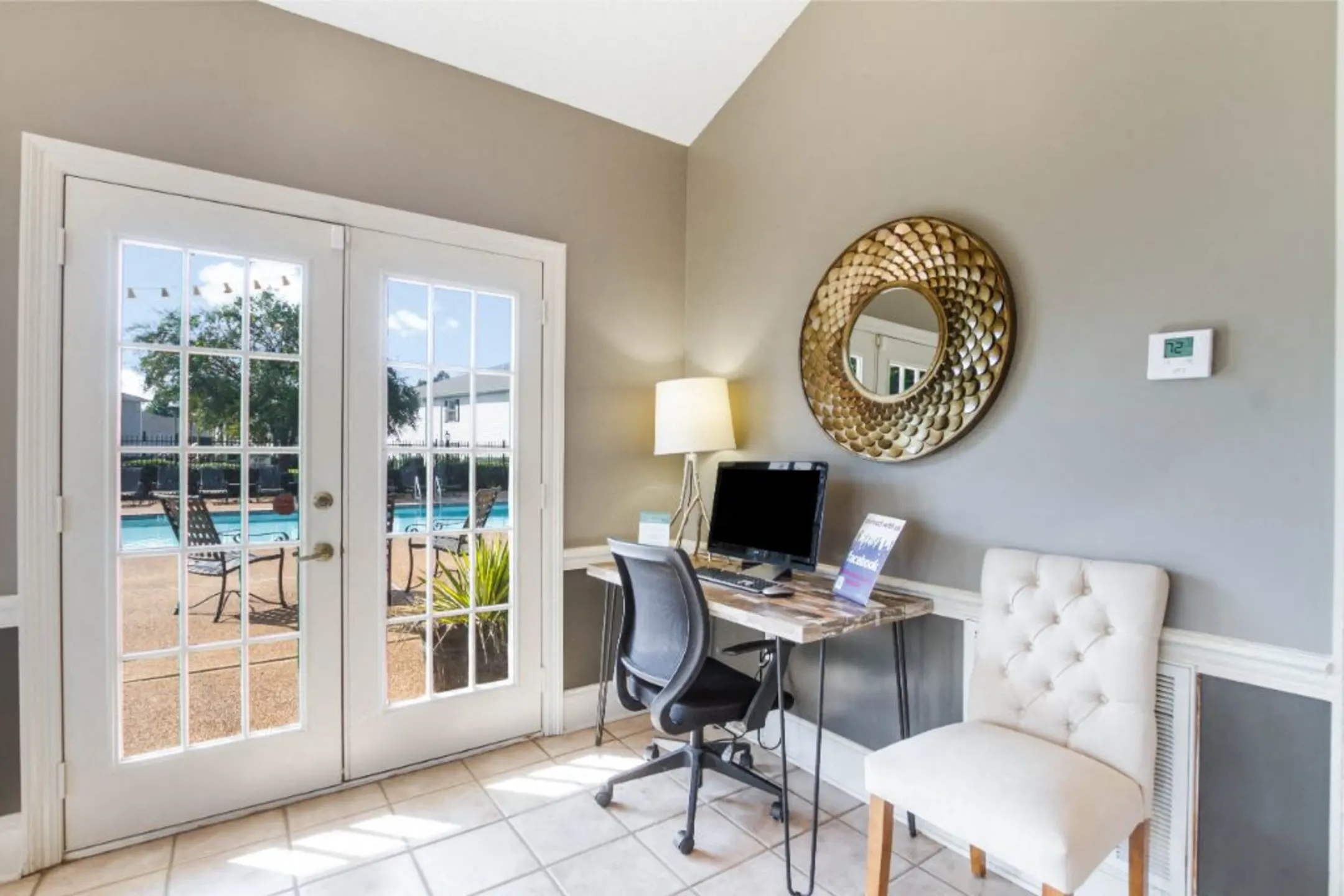 The Colony Apartment Homes Apartments Columbus, MS 39702