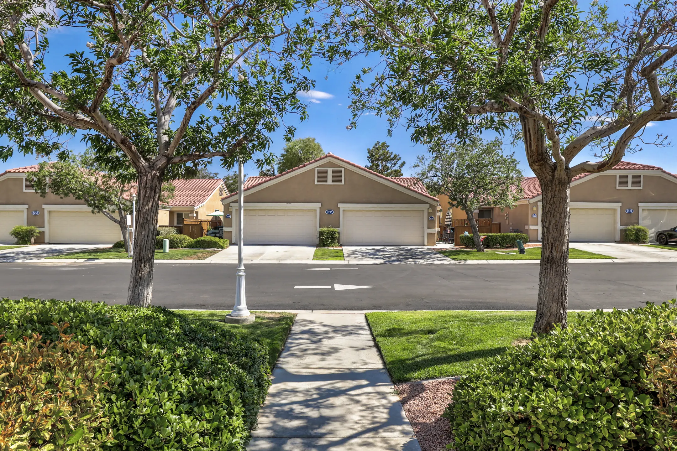 2 bedroom apartments in victorville ca