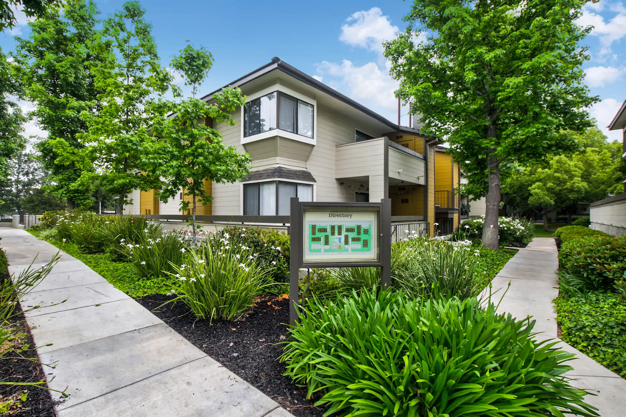 Grand Apartments on Lindley Apartments Northridge, CA 91325