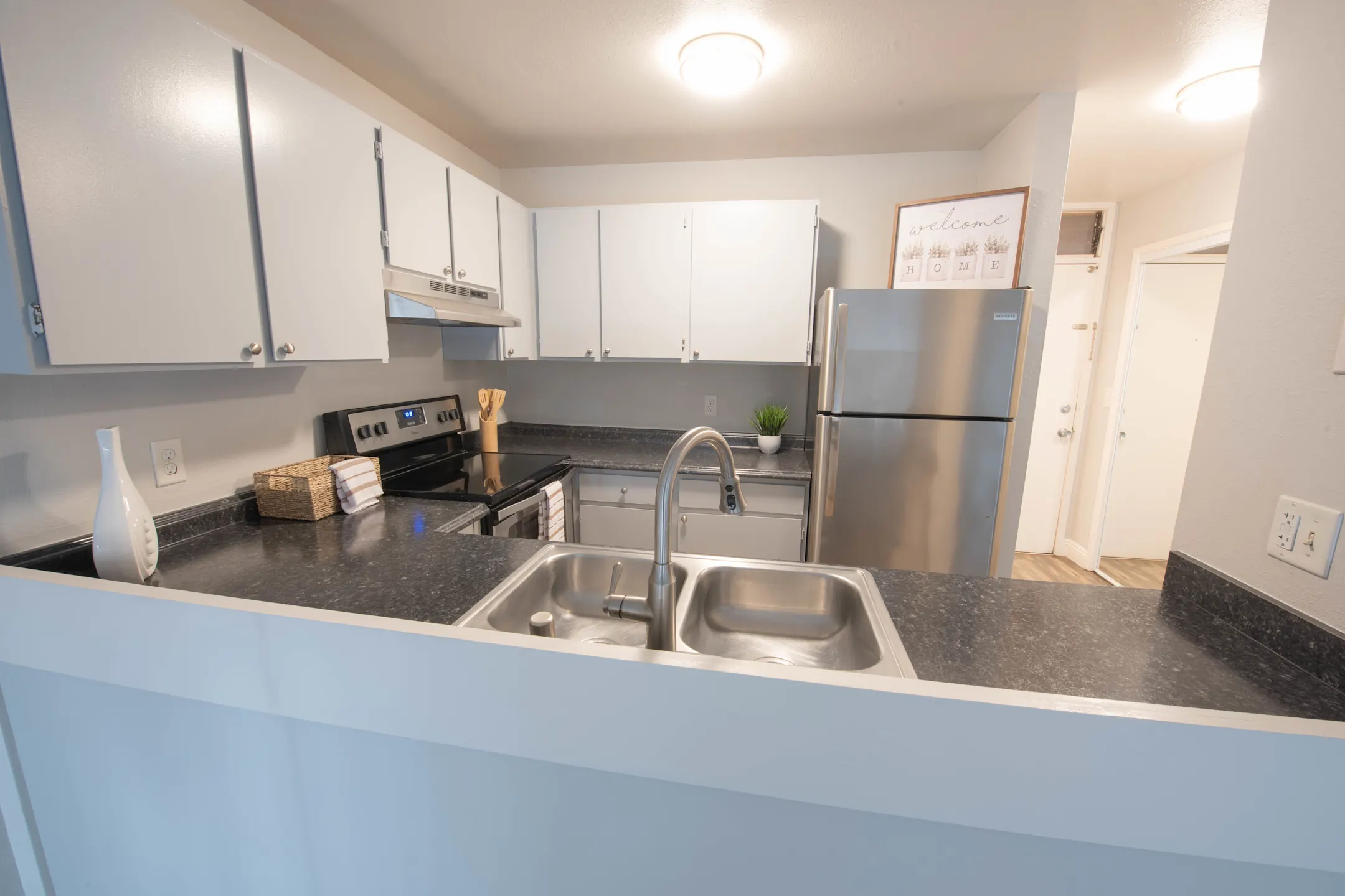 Sunset Terrace Apartments 3626 Lower Honoapiilani Rd Lahaina, HI