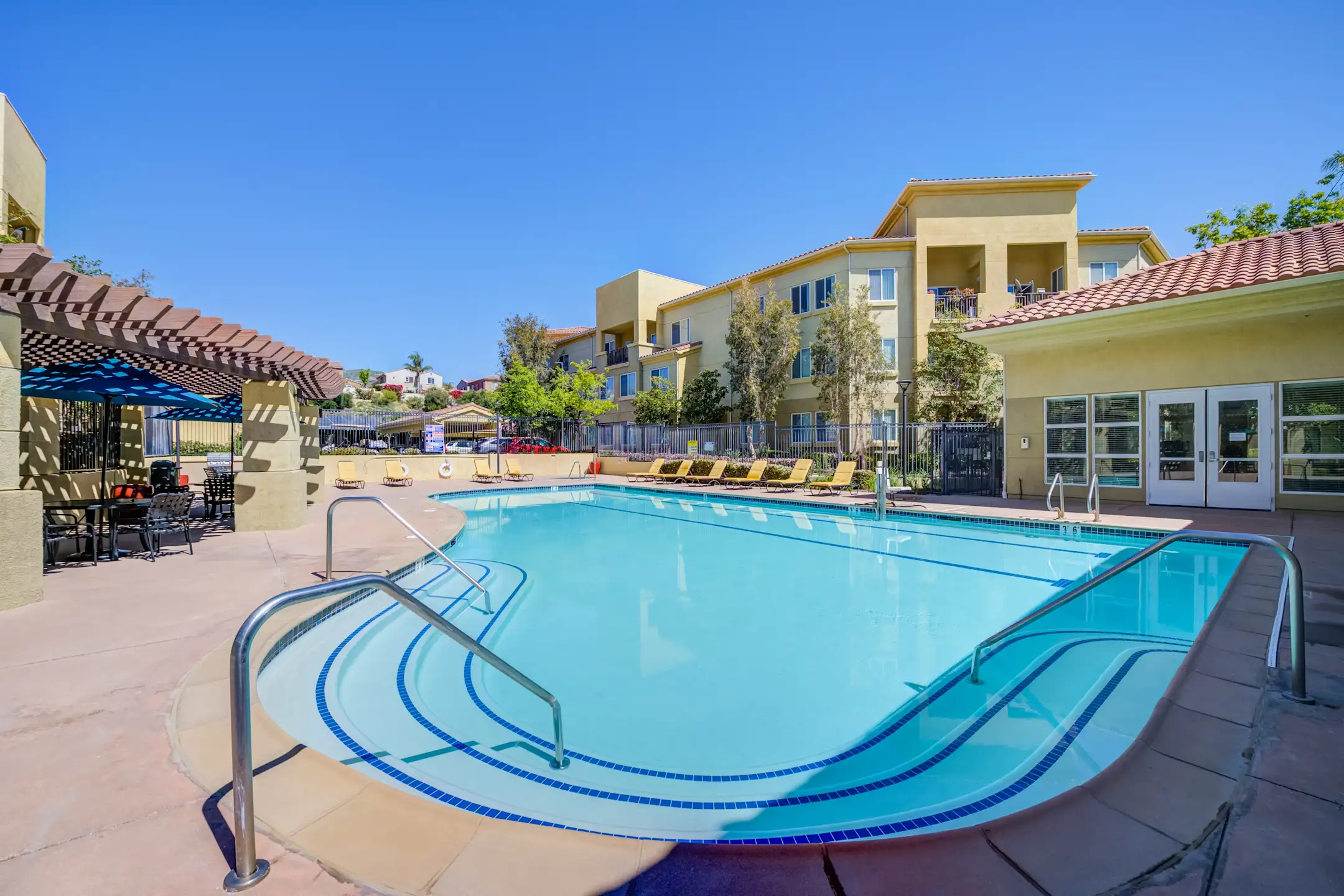 Tesoro Senior Apartments Apartments Porter Ranch, CA 91326