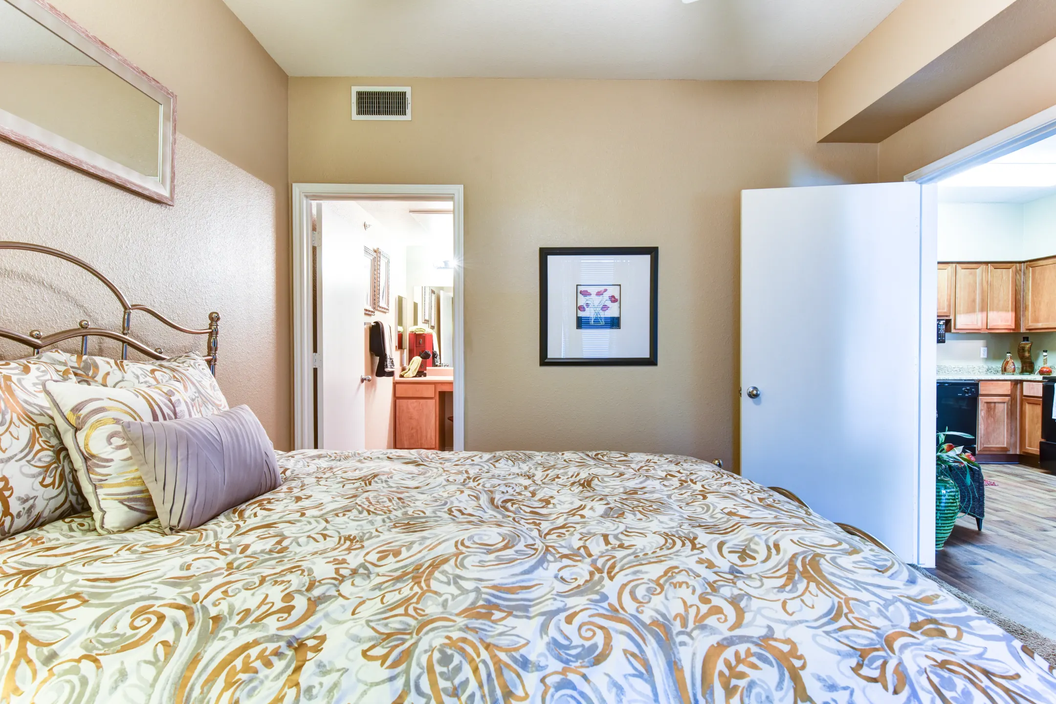 Bedroom - Nova Vista Apartments at Woodlake - San Antonio, TX