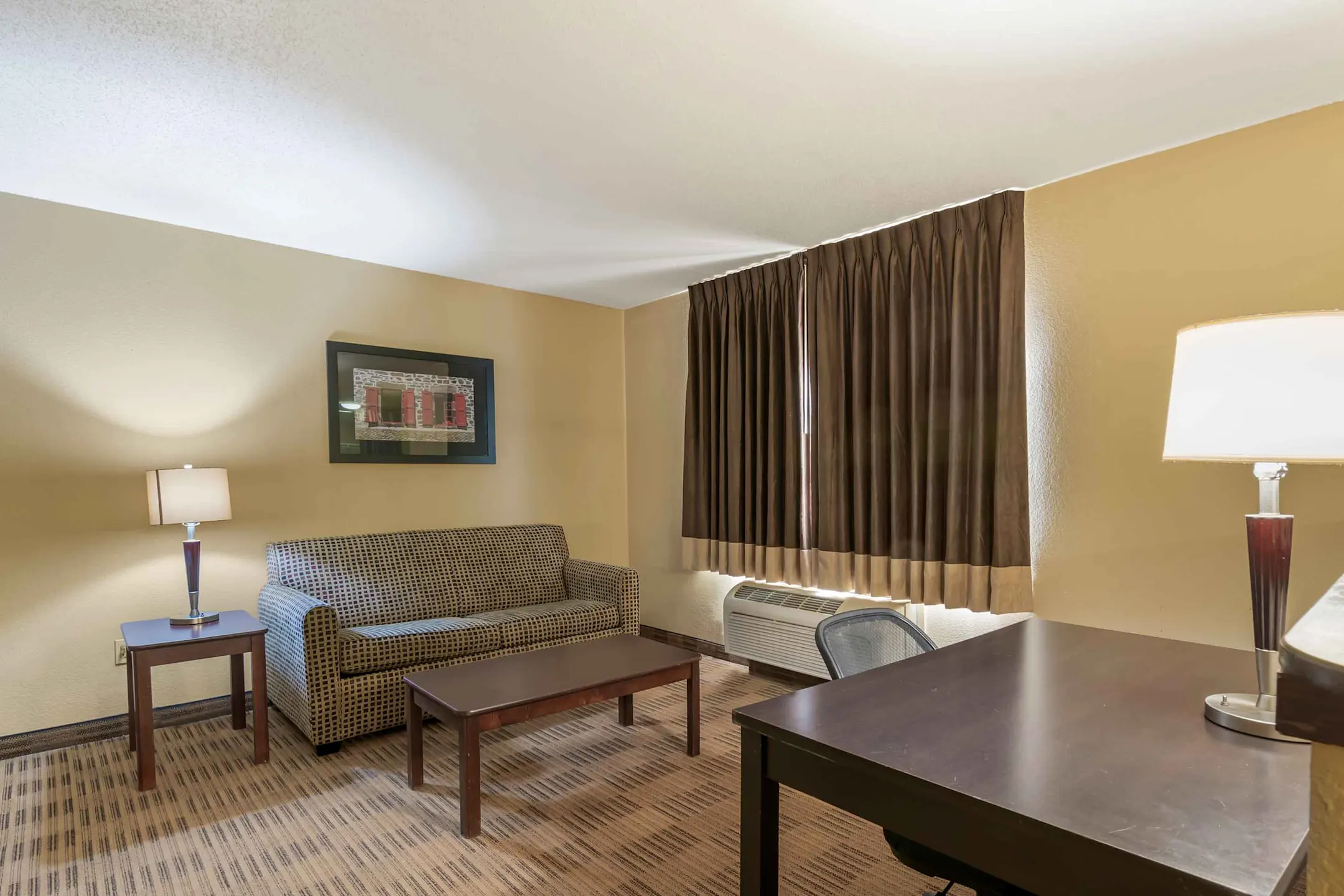 Furnished Studio Kansas City Overland Park Quivira Rd. 10750