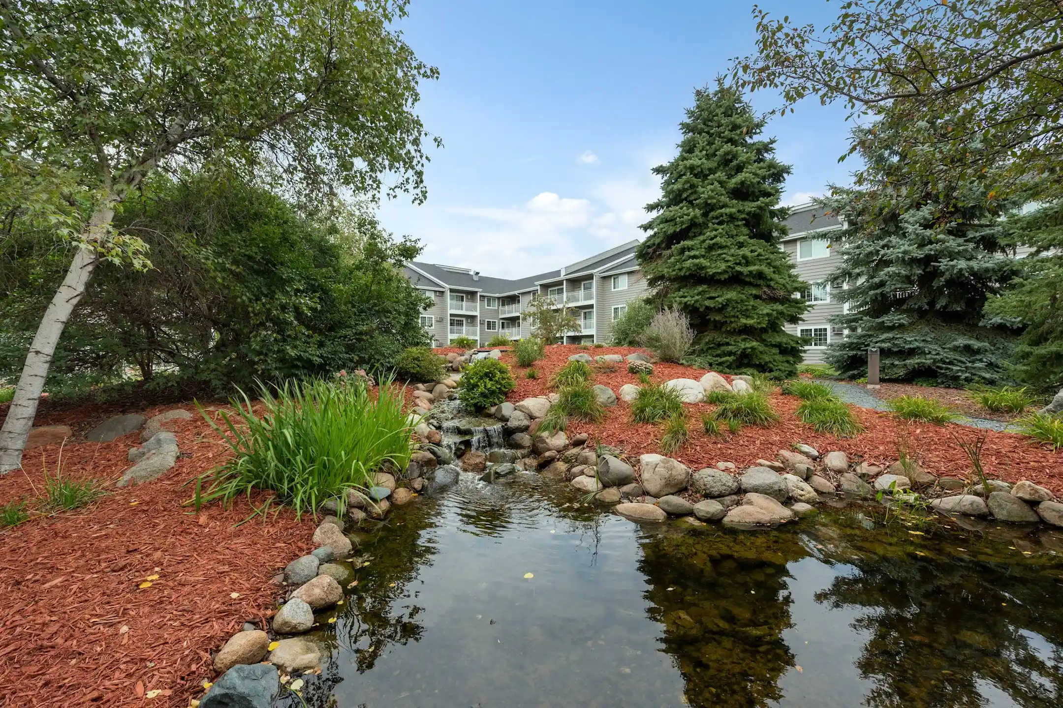 Maple Ridge Apartment Homes 1695 County Road D E Maplewood, MN