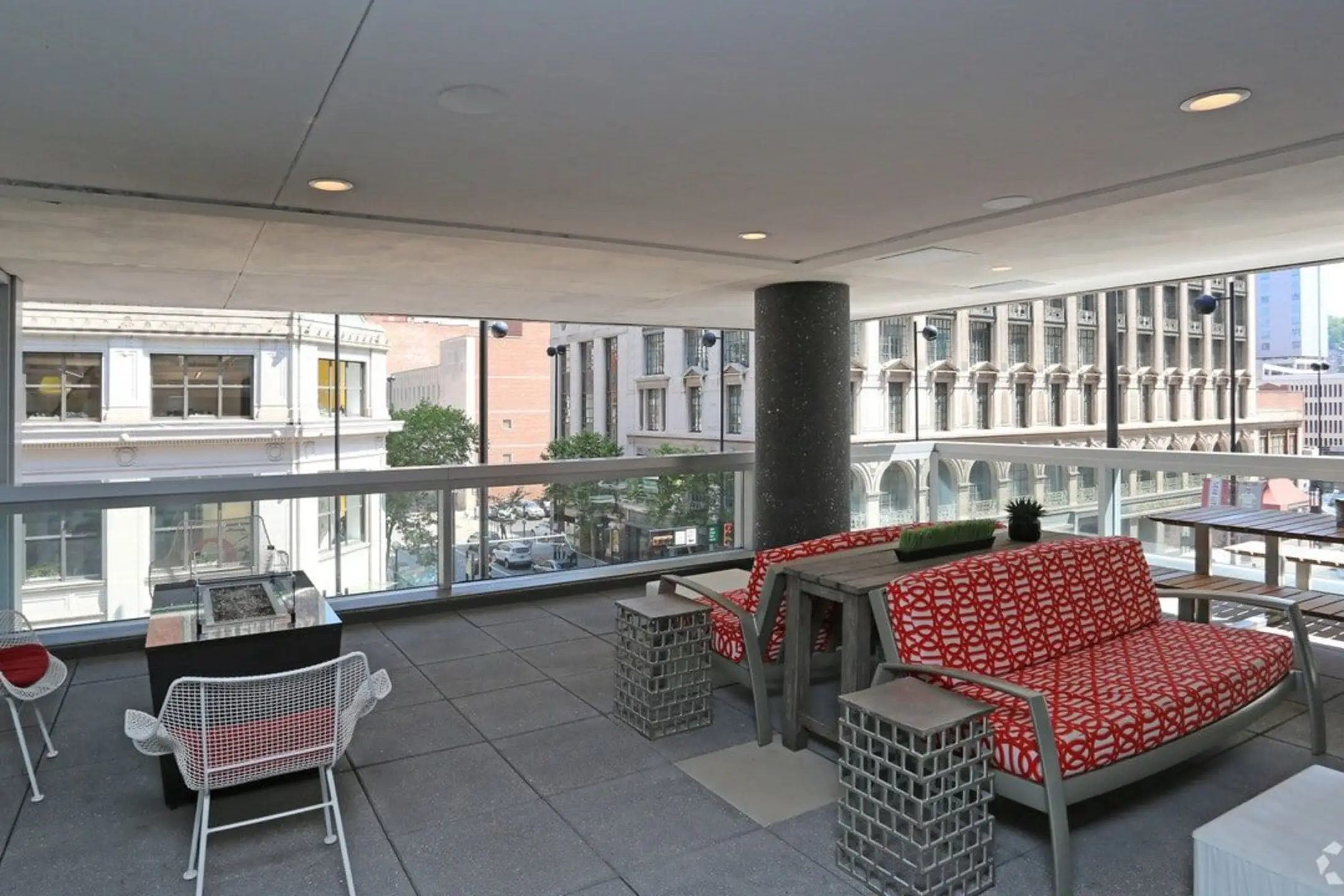 Patio / Deck - AT580 - Cincinnati, OH