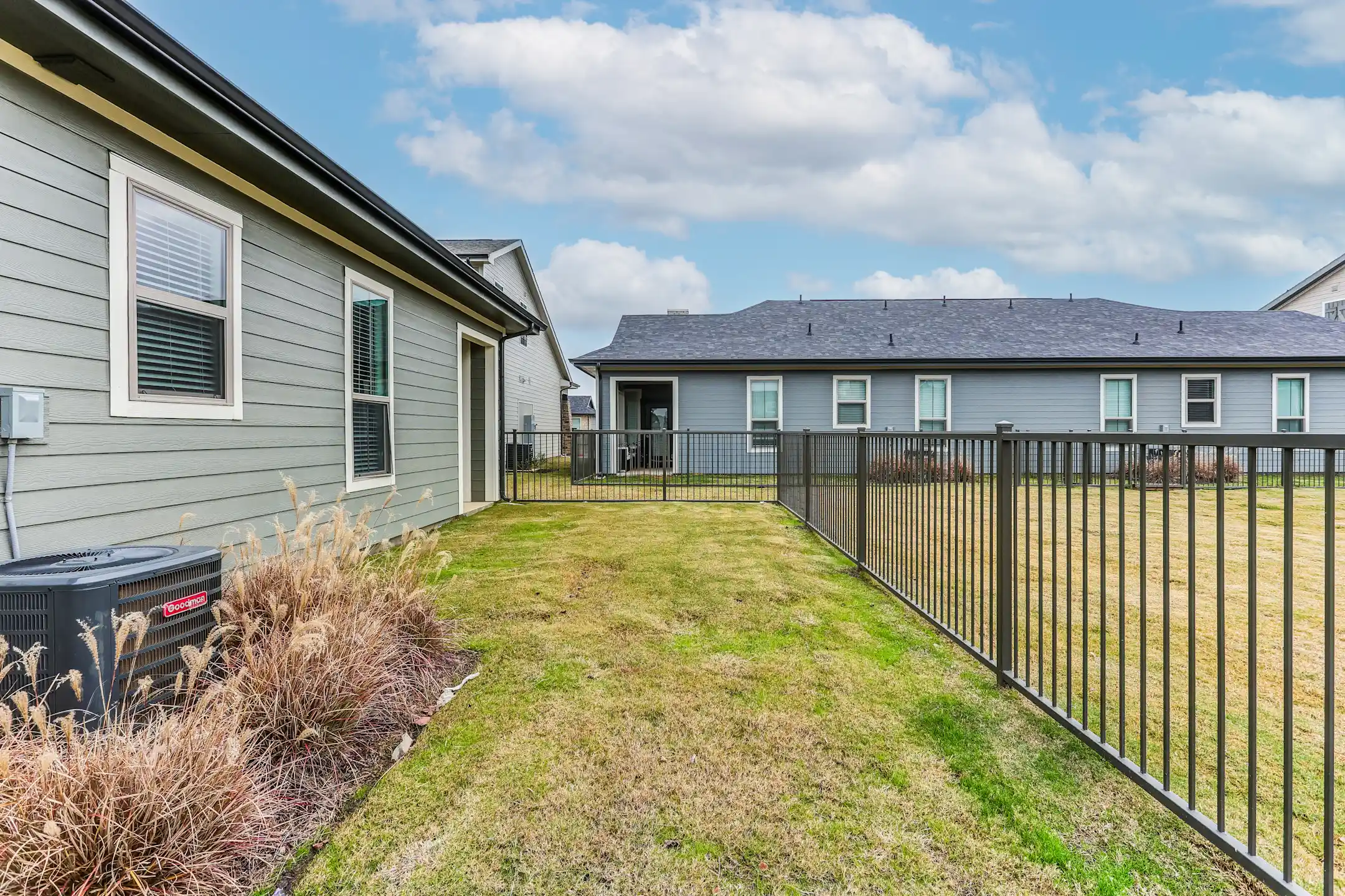 Home at Waller Apartments Waller, TX 77484