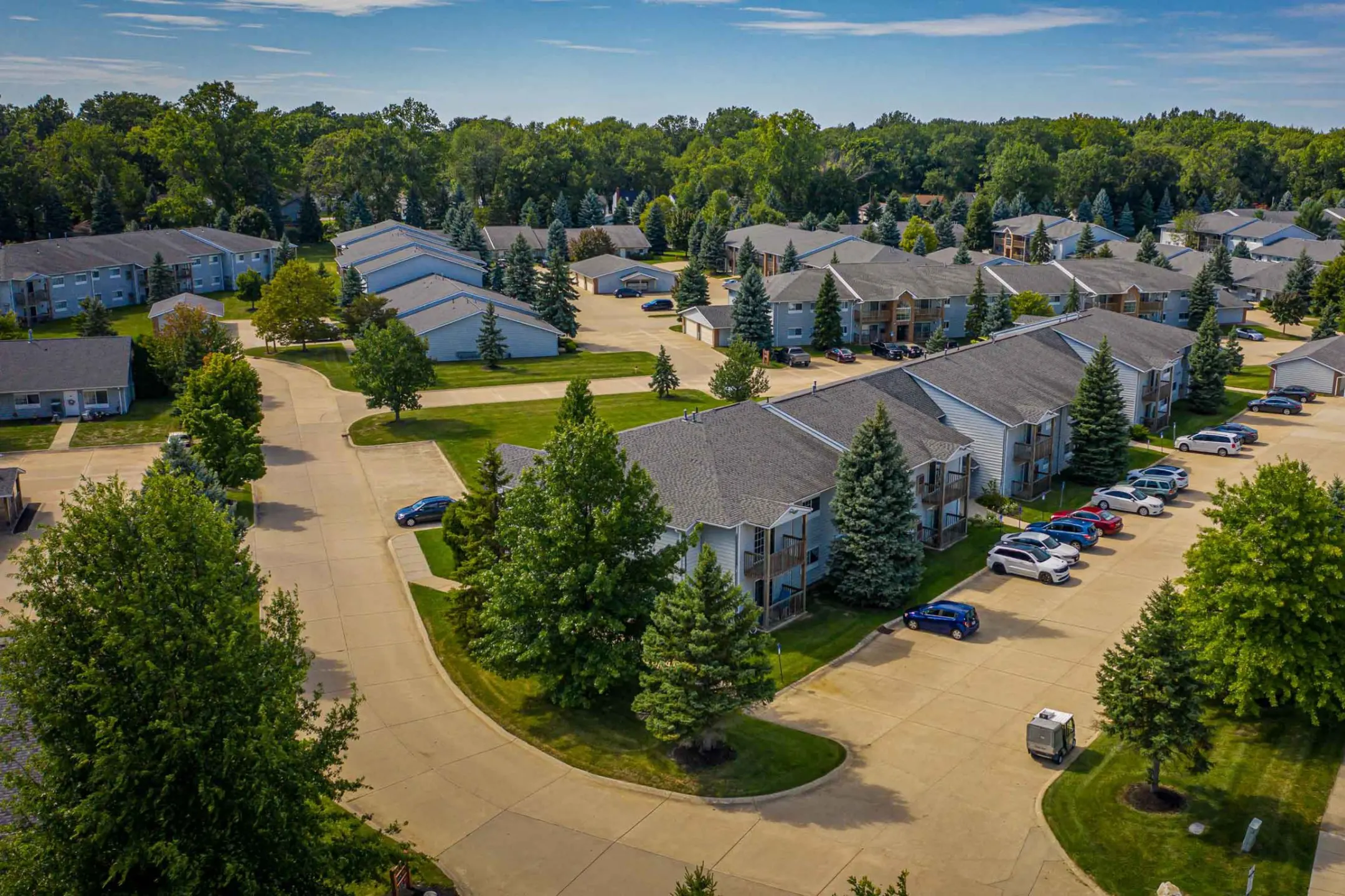 Tamarac Apartments 38360 Tamarac Blvd Willoughby, OH Apartments for