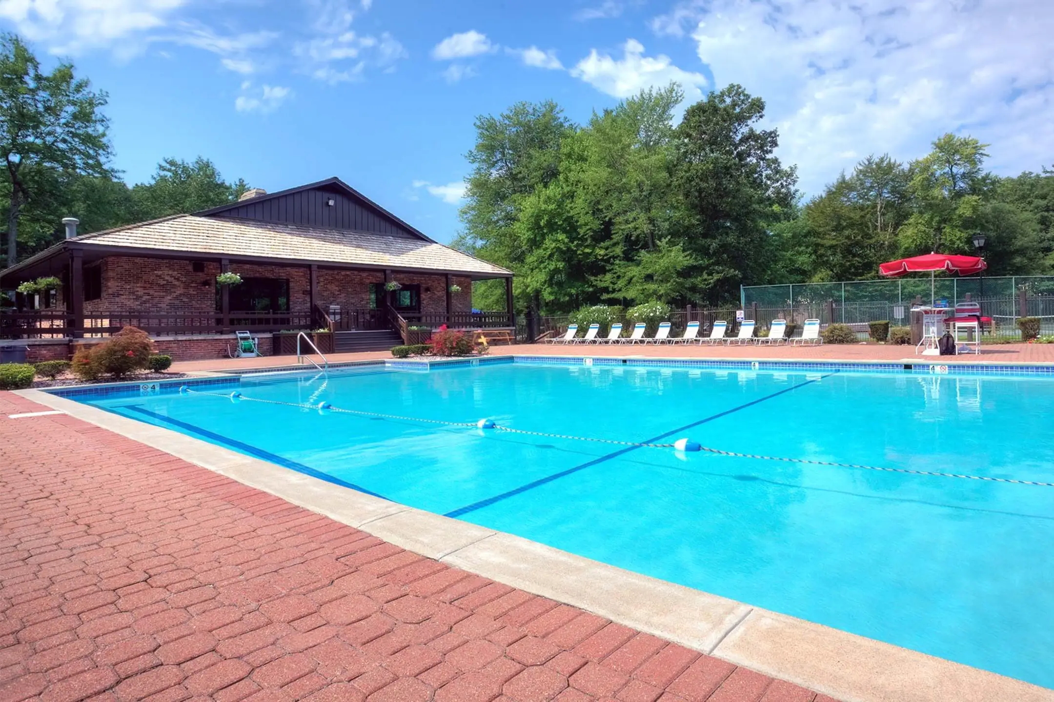 Royal Crest Estates North Andover 50 Royal Crest Dr North Andover, MA Apartments for Rent