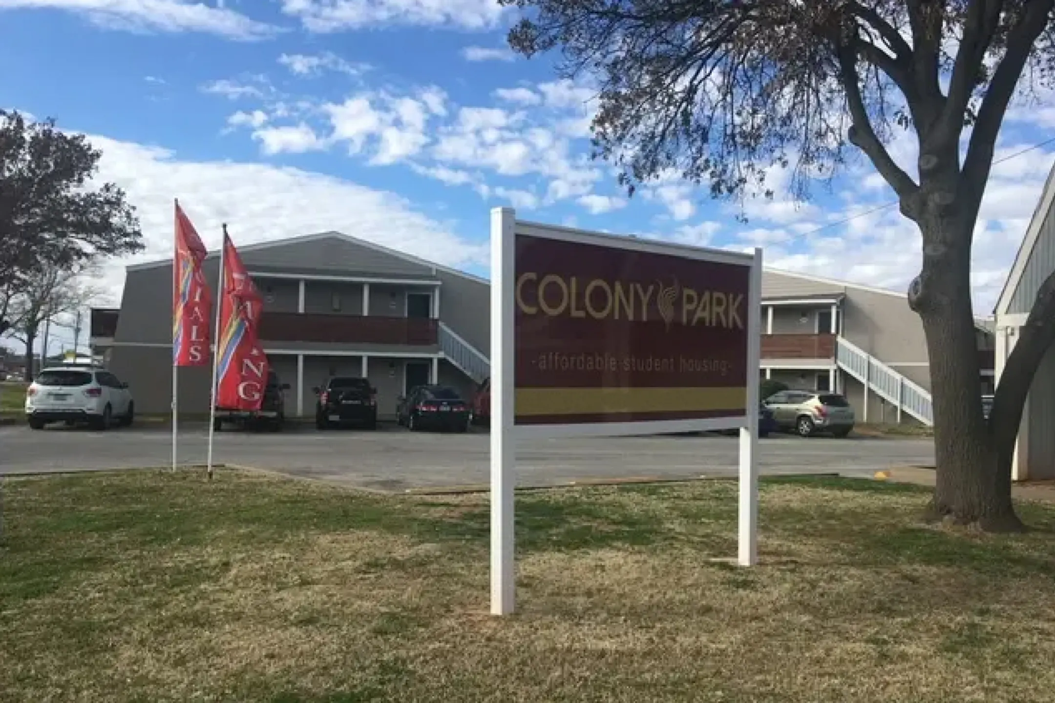 COLONY PARK APTS. 4700 Taft Blvd Wichita Falls, TX Apartments for