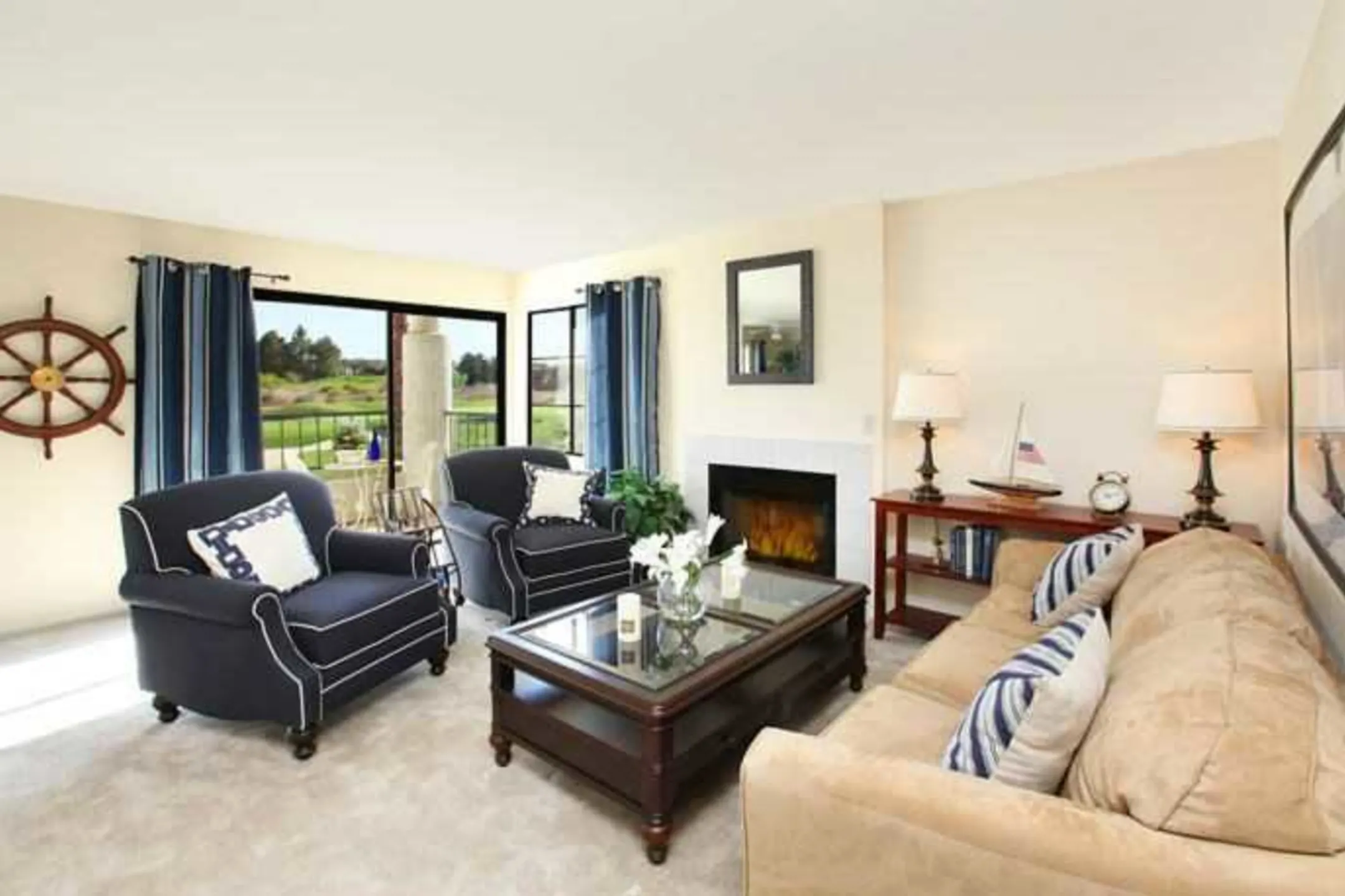 Living Room - Legacy Pointe Apartments - Henderson, NV