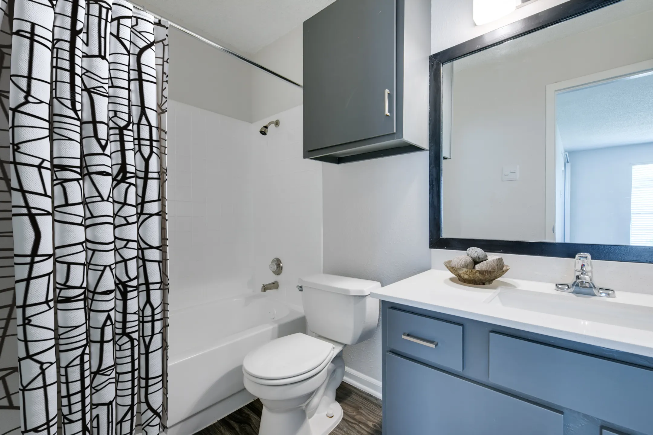 Bathroom - Forest Ridge Apartments - Dallas, TX