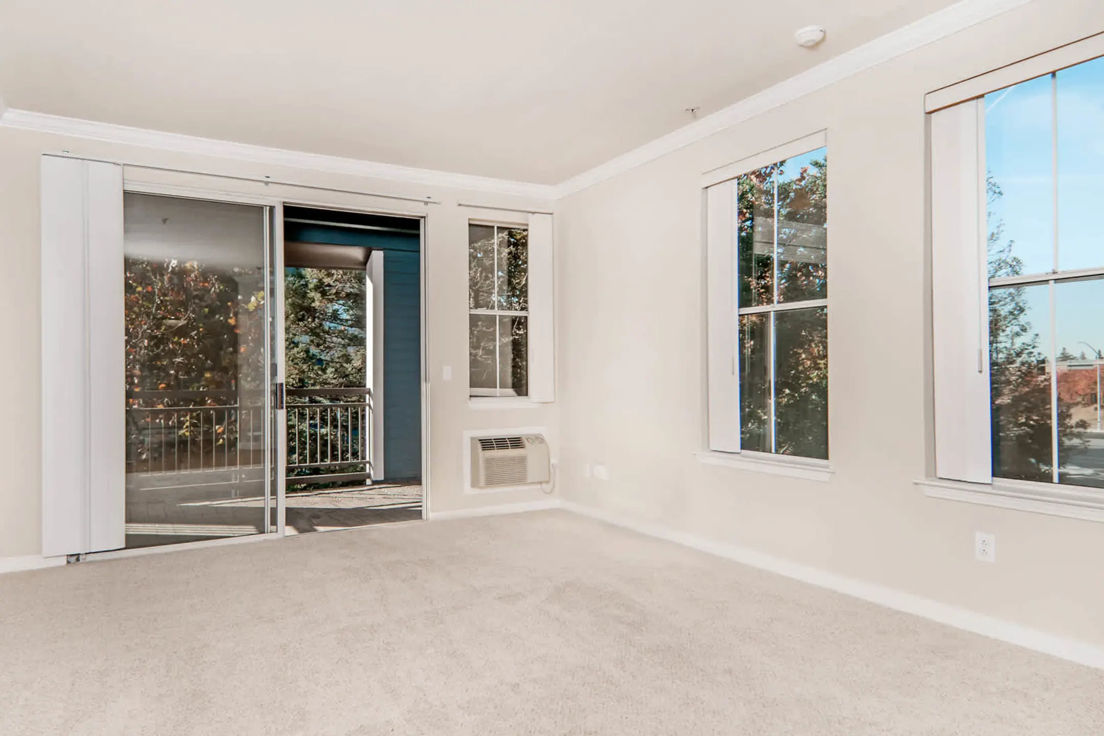 City Gate at Cupertino Apartments Cupertino, CA 95014