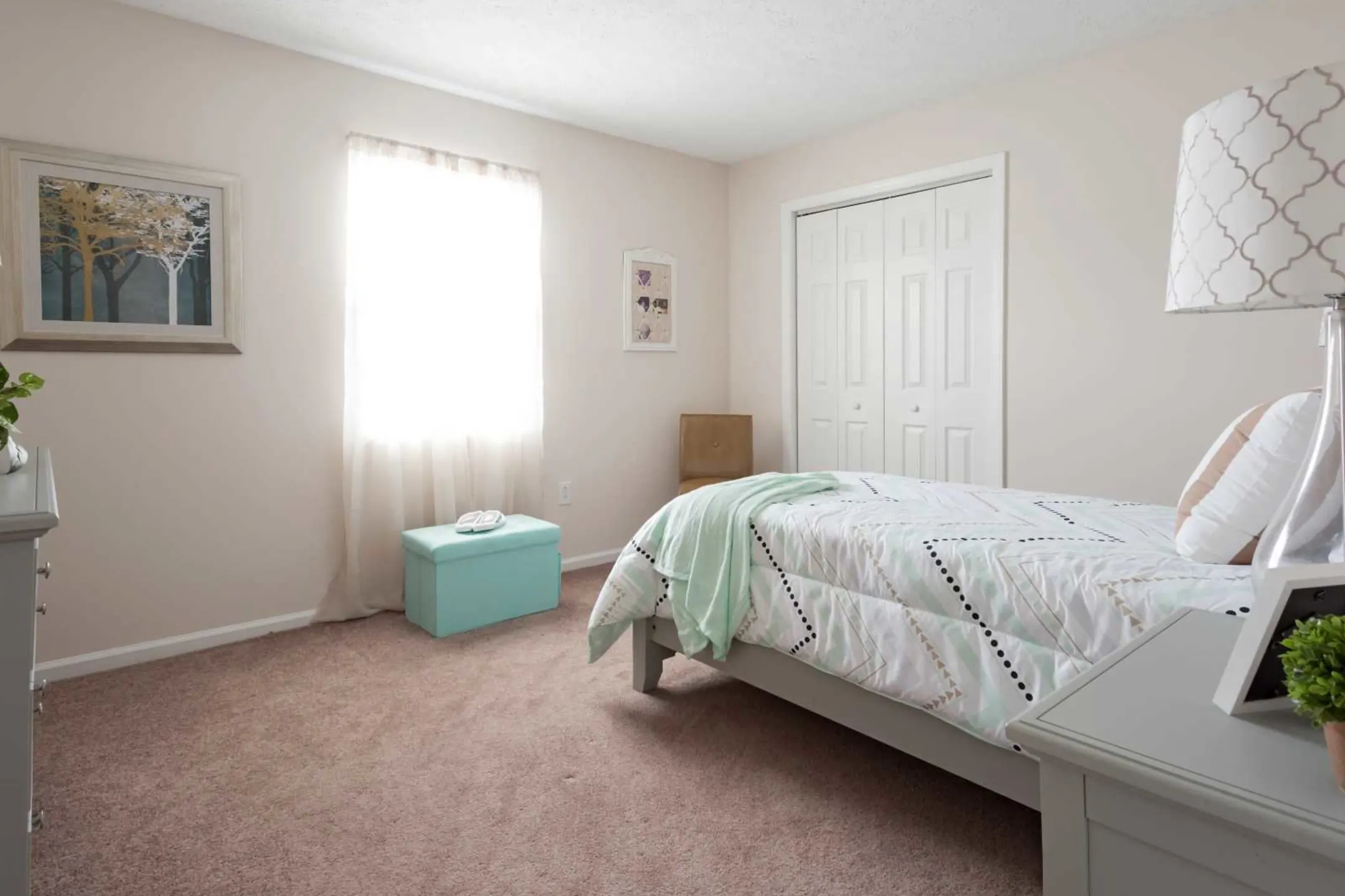 Bedroom - Commonwealth Living at Radford - Radford, VA