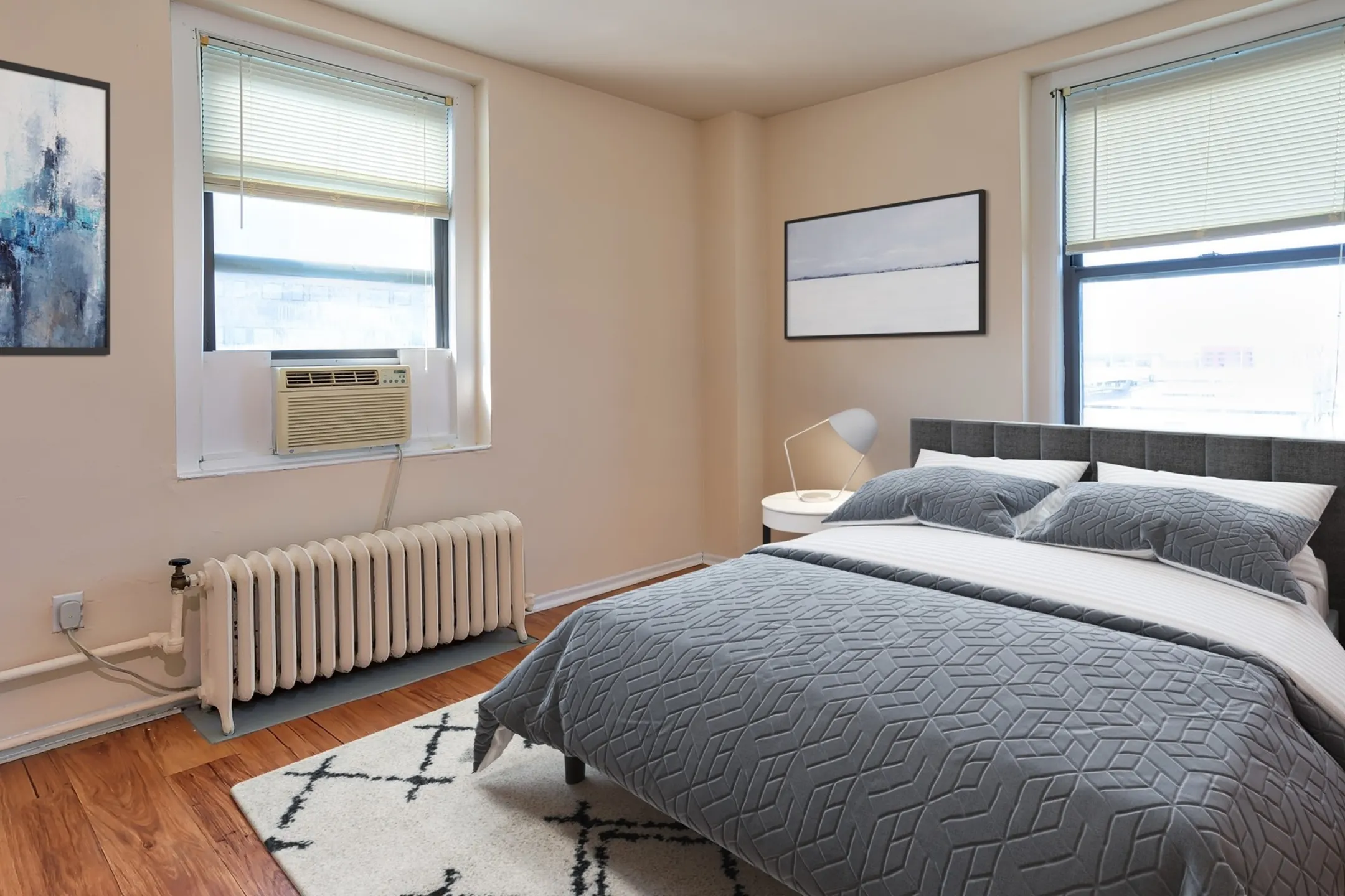 Bedroom - Chestnut Hall Apartments - Philadelphia, PA