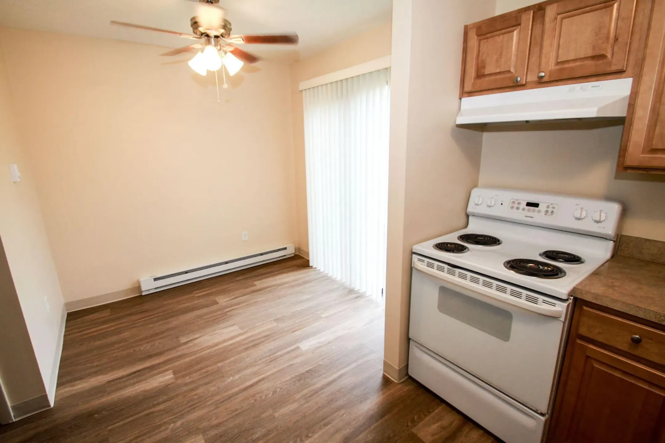 Pleasant Valley Apartments Townhomes Point Pleasant, WV 25550