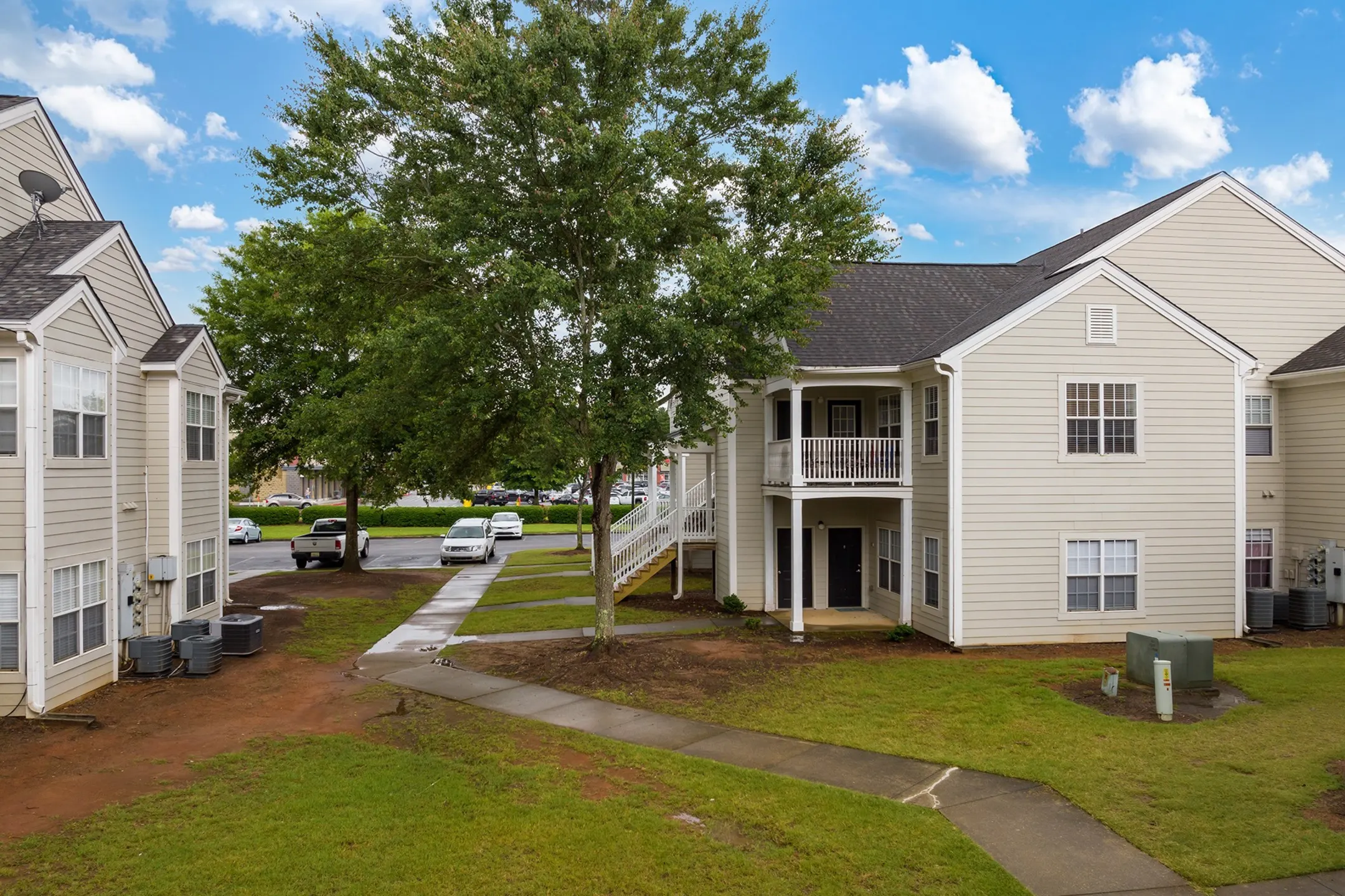 Maple Village Apartments - Pell City, AL 35128