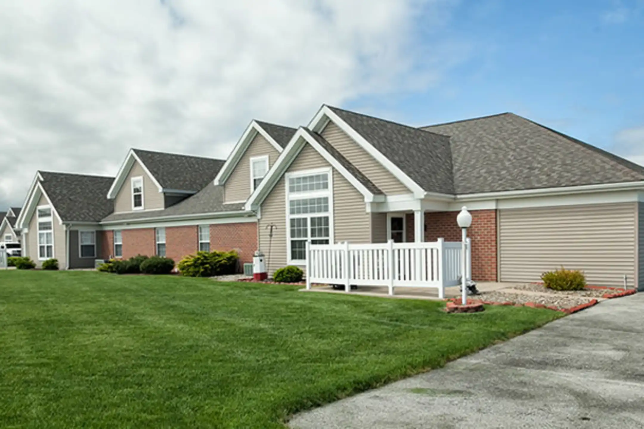 The Village At Edson Creek 1401 Portside Dr Vermilion, OH