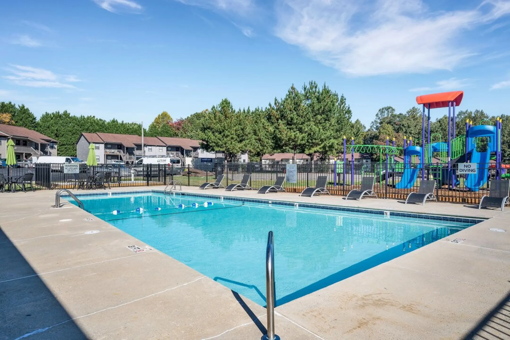 Pool - Country Club Apartments - Mooresville, NC