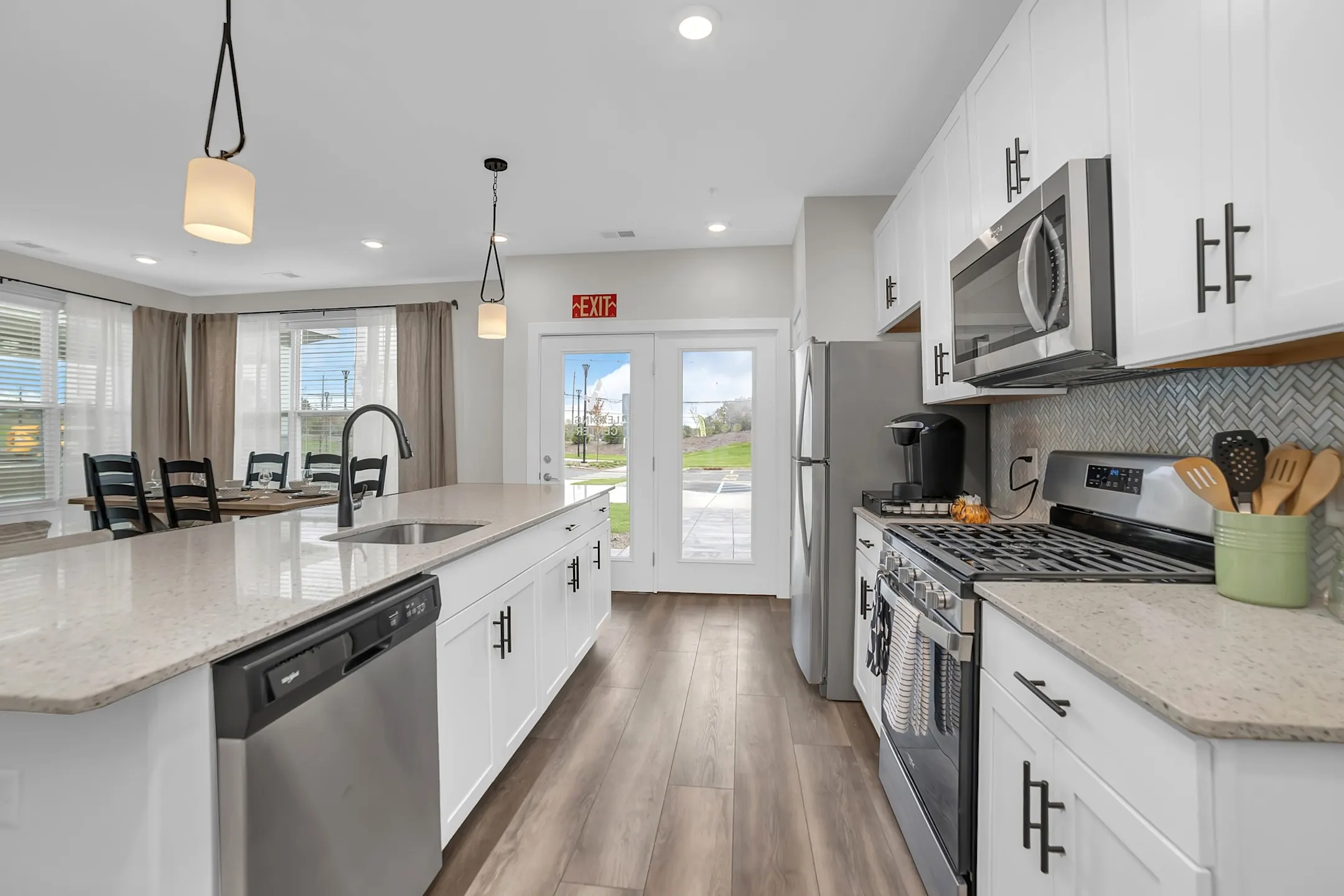 Amaranth at North Brunswick Apartments North Brunswick, NJ 08902