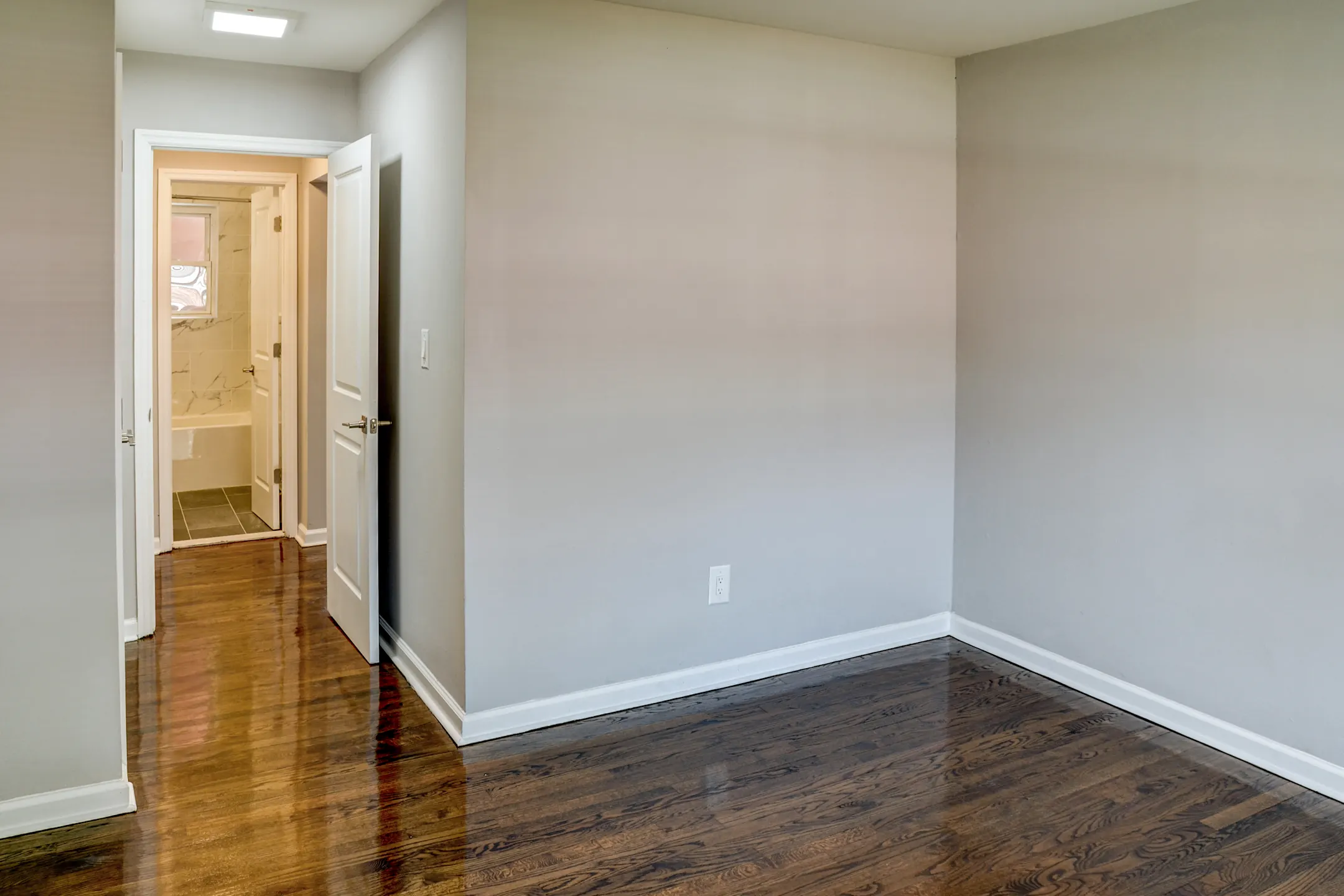 Apartments Apartments North Brunswick, NJ 08902