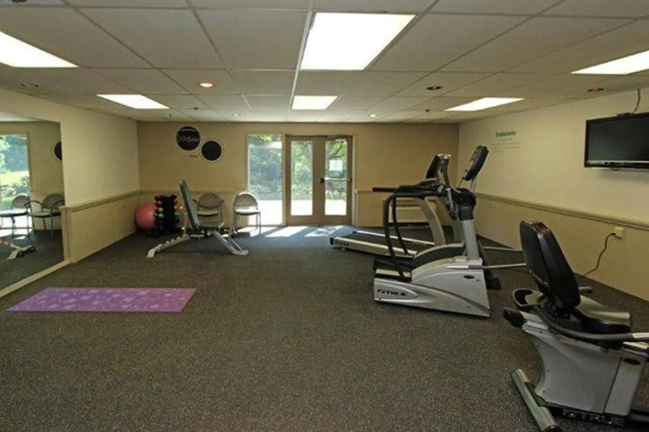 Fitness Weight Room - Westwood Terrace - Moline, IL