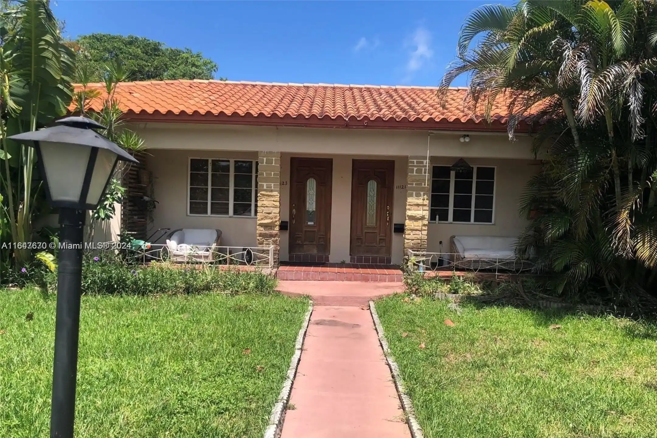 11121 NE 9th Ct Unit 11121  