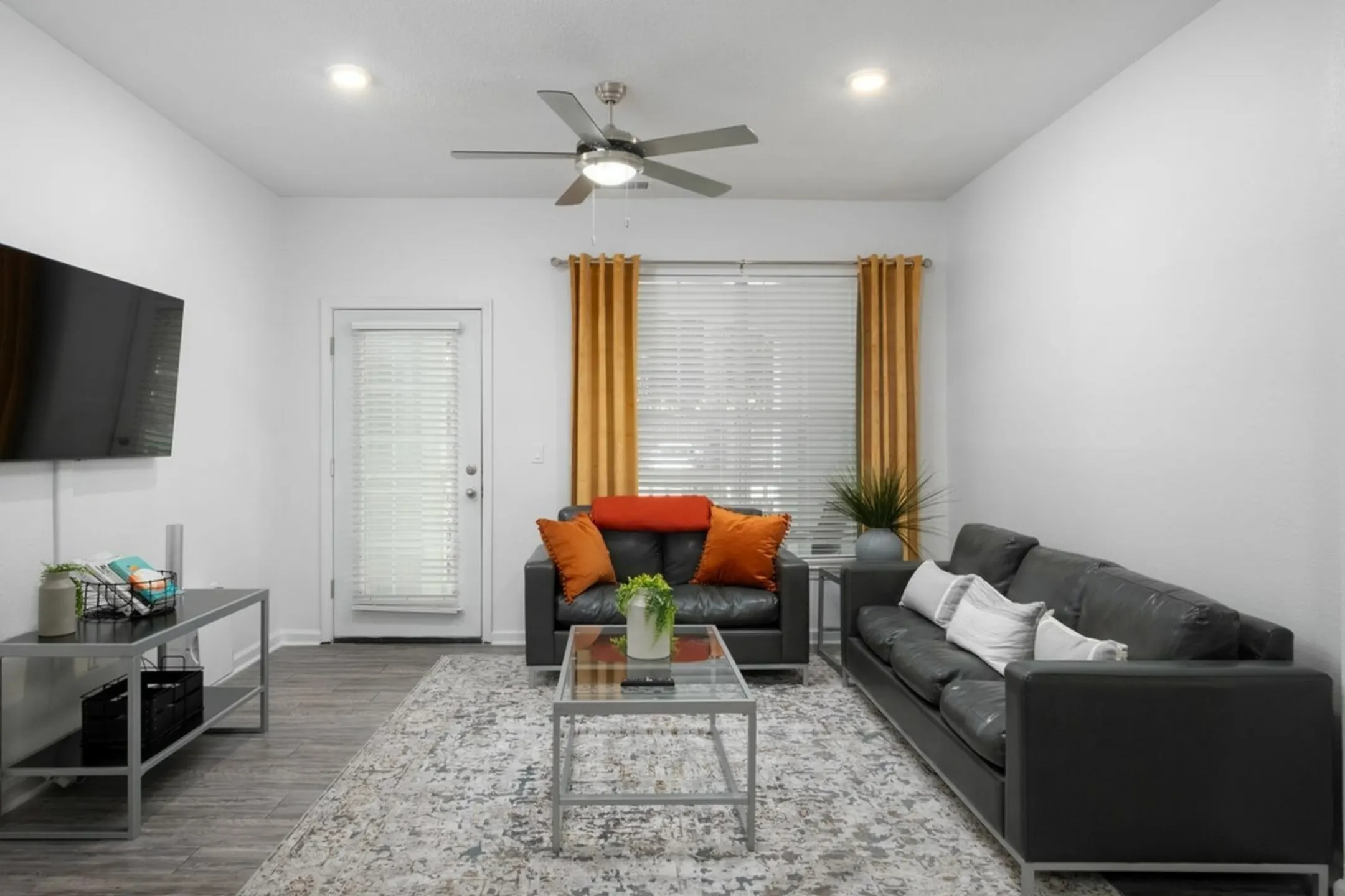 Gainesville Place Per Bed Lease Apartments Gainesville, FL 32608