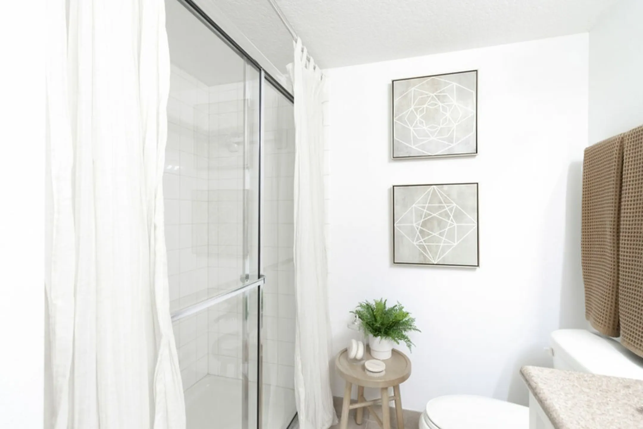 Bathroom - Bel Aire Terrace - Crestview, FL