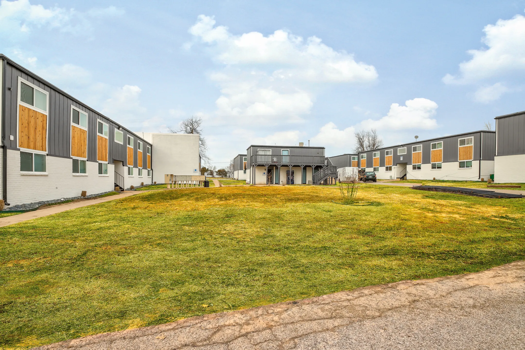 Chestnut FlatsAcorn Townhomes Apartments Midwest City, OK 73110