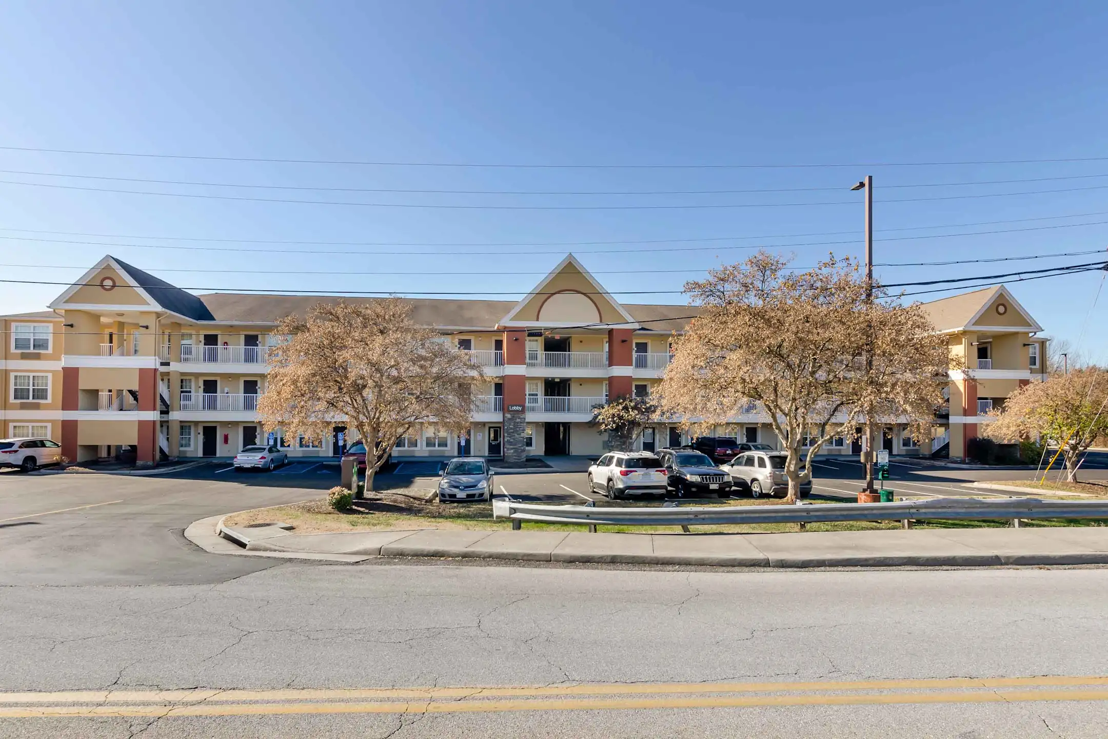Building - Furnished Studio - Roanoke - Airport - Roanoke, VA