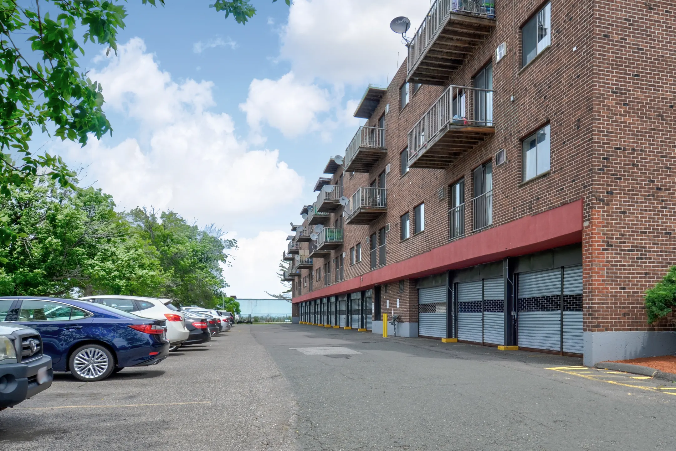 Carlyle House Apartments Apartments Revere, MA 02151