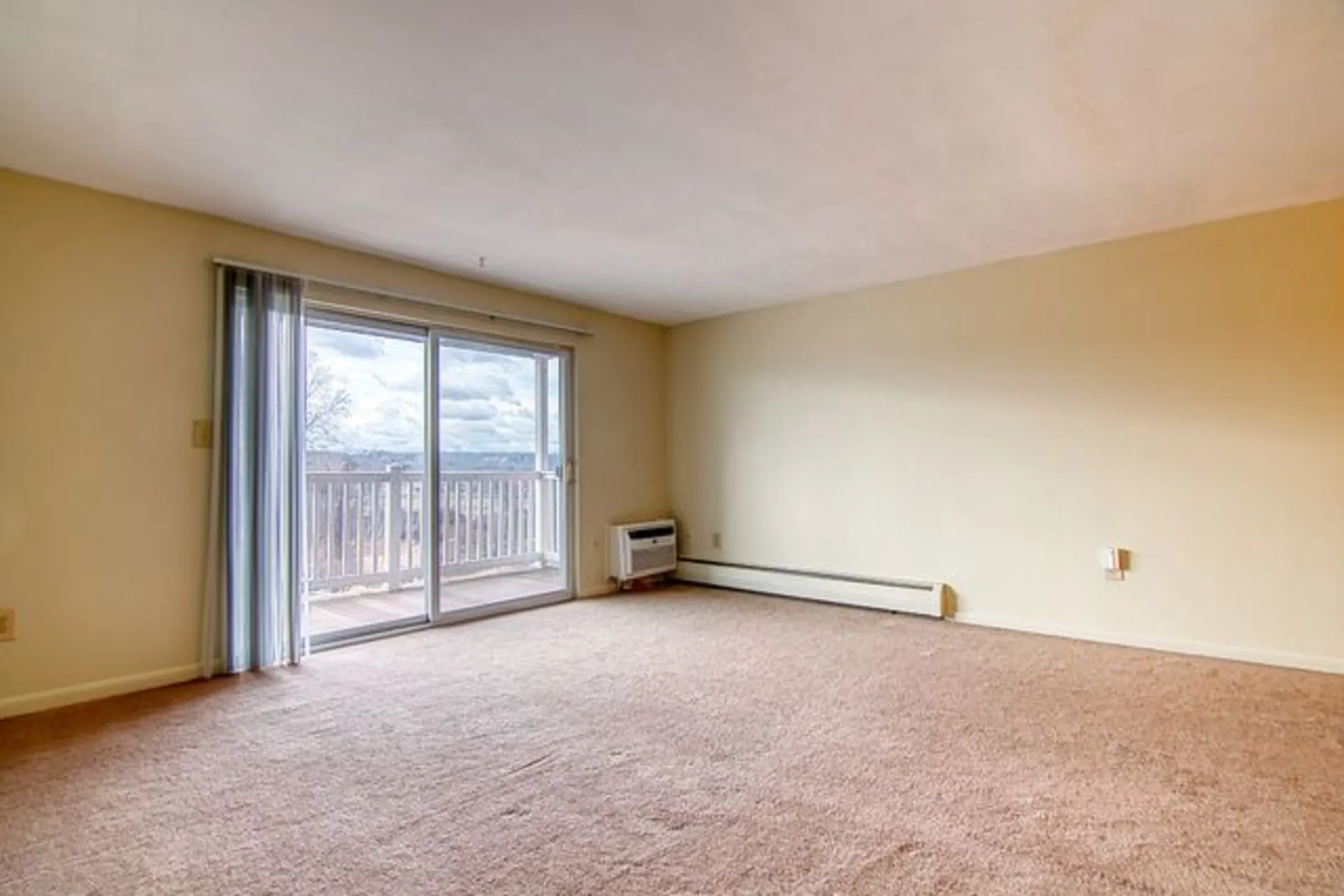 Kenmore Apartments Apartments Southington, CT 06489