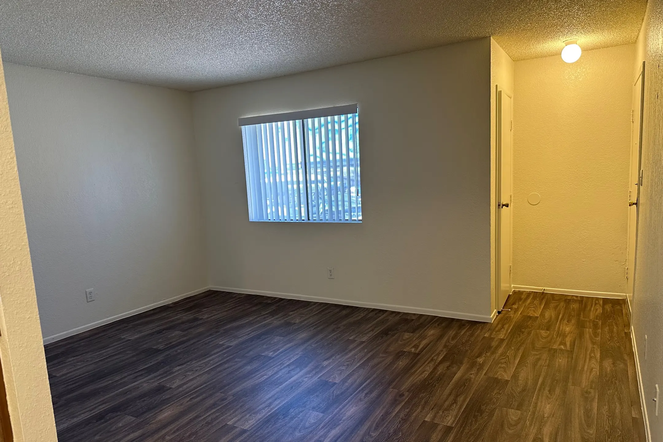 Falcon Glen - 4225 E University Dr | Mesa, AZ Apartments for Rent | Rent.