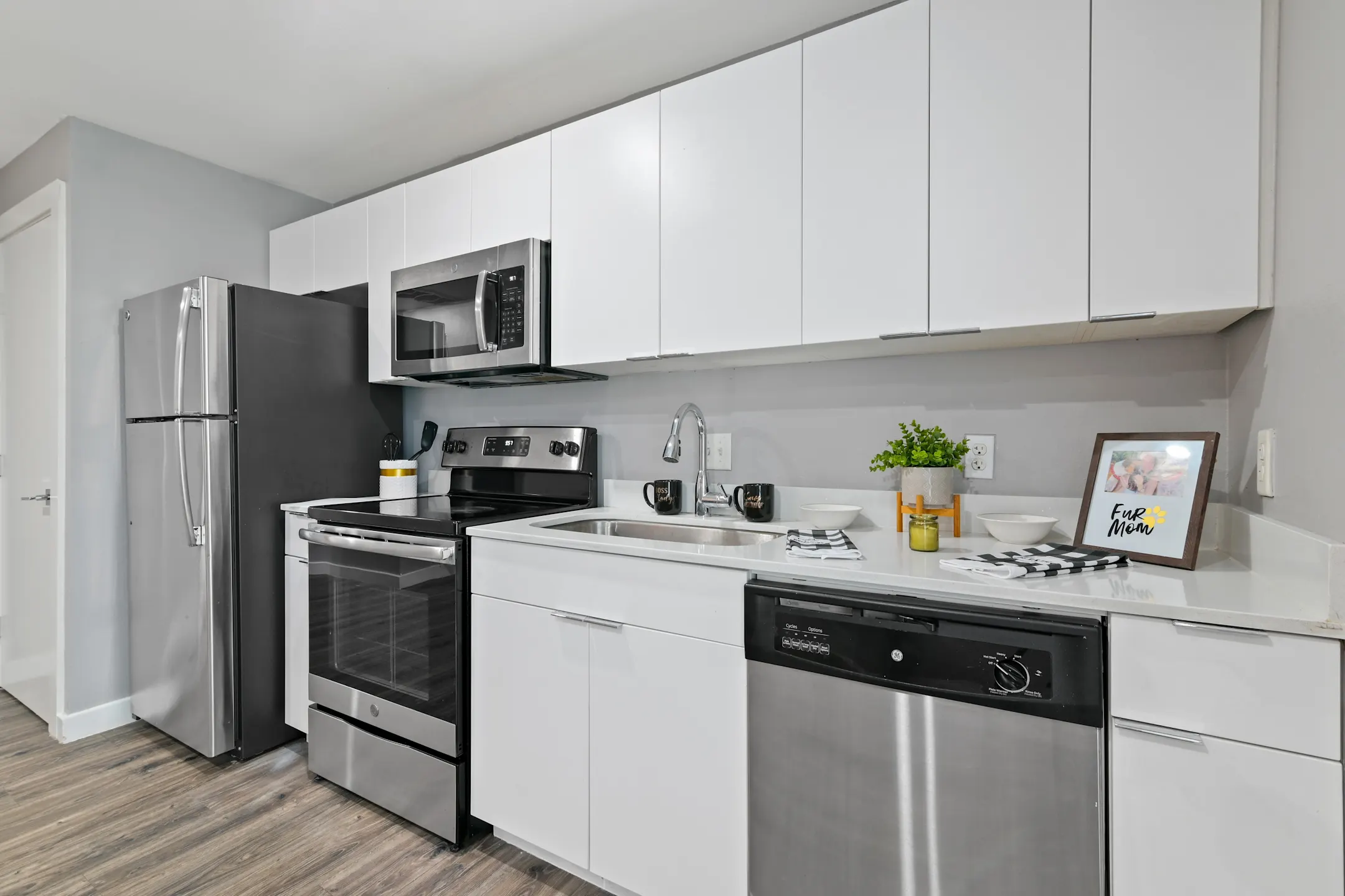 Villa Del Rio 1302 N Shiloh Rd Garland, TX Apartments for Rent Rent.