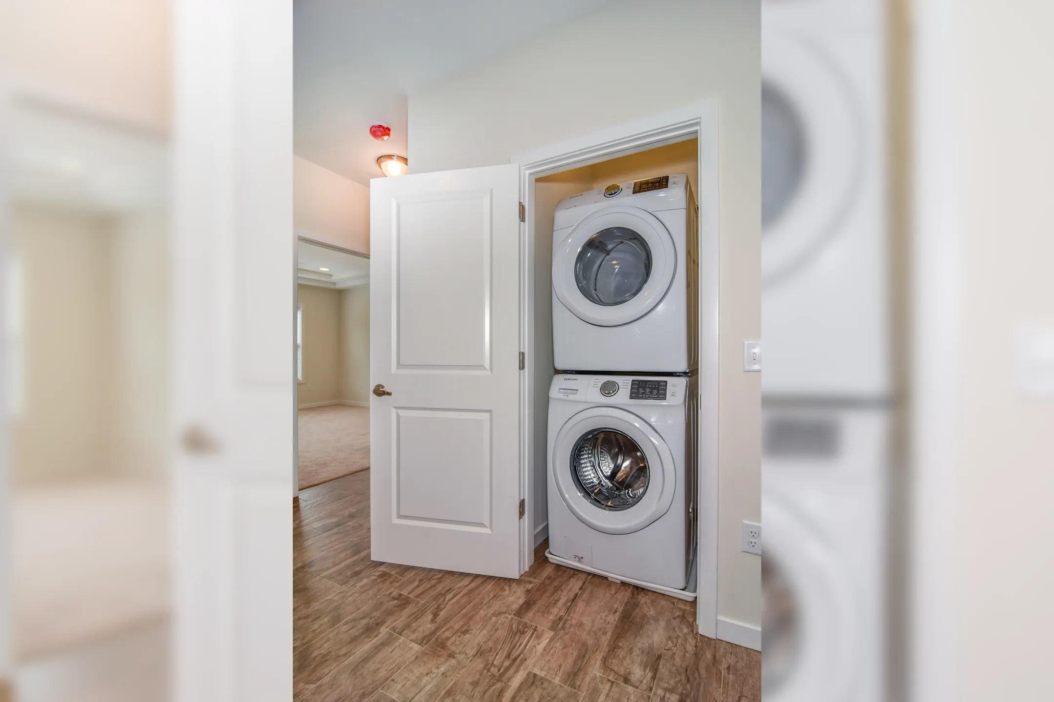 Elizabeth Square Luxury Apartments Apartments Elizabeth, NJ 07208