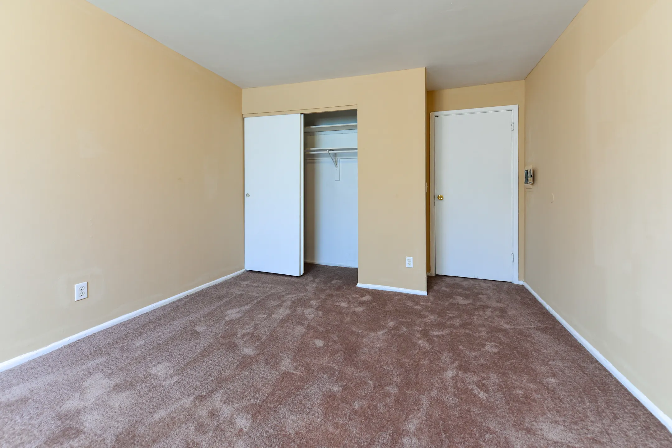 Winton Woods Apartments 4880 Winton Rd Cincinnati, OH Apartments